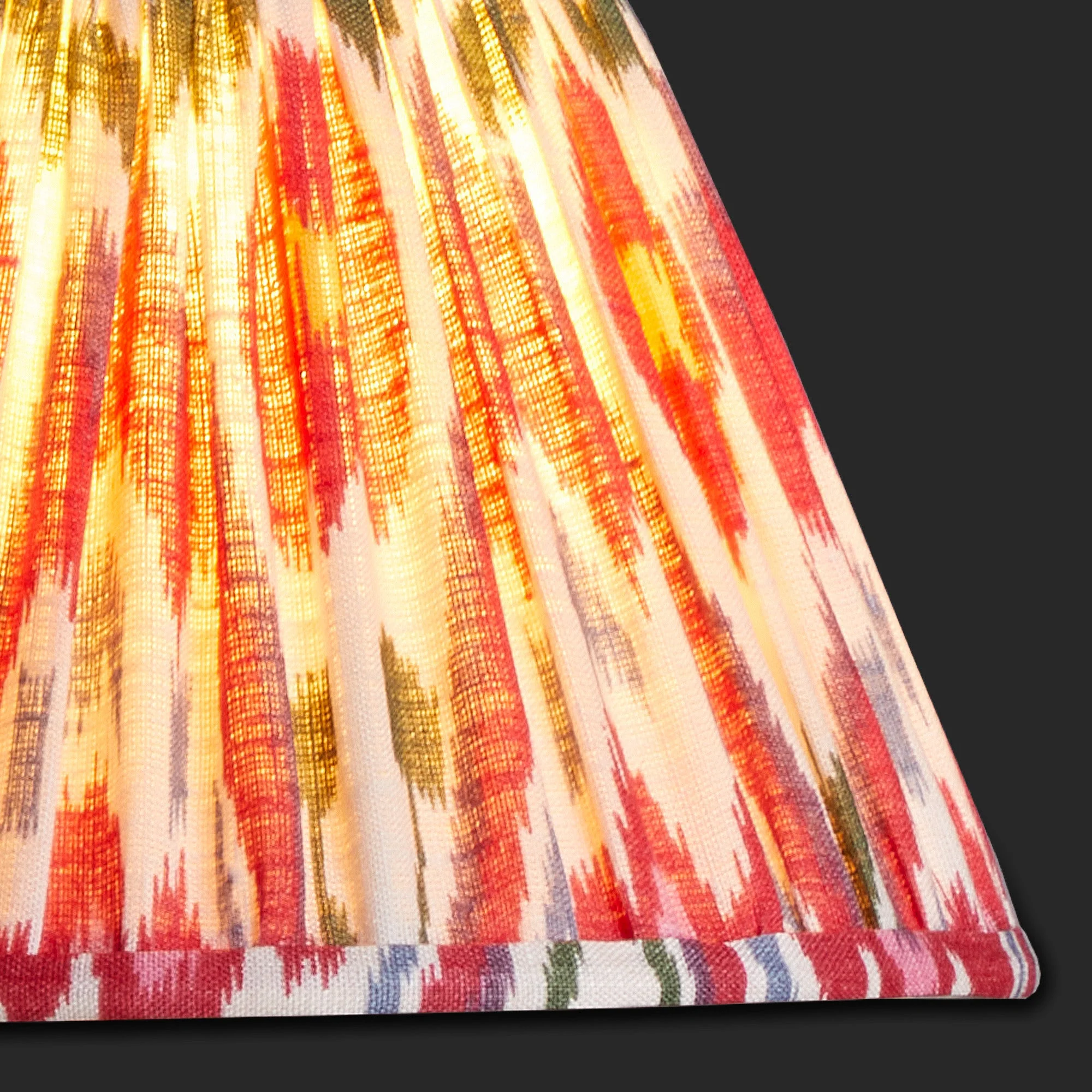 16cm empire gathered lampshade in heraldic printed linen ikat - Image 3