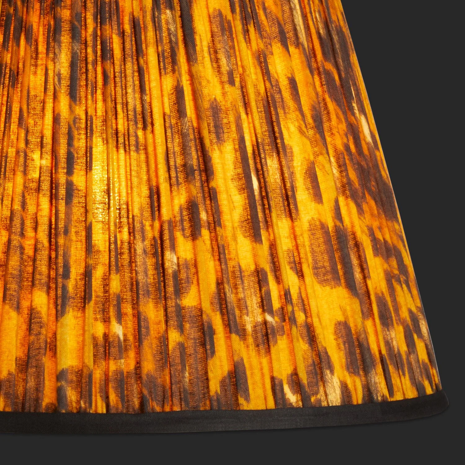 16cm empire shade in classic Leopard Love by Matthew Williamson - Image 3