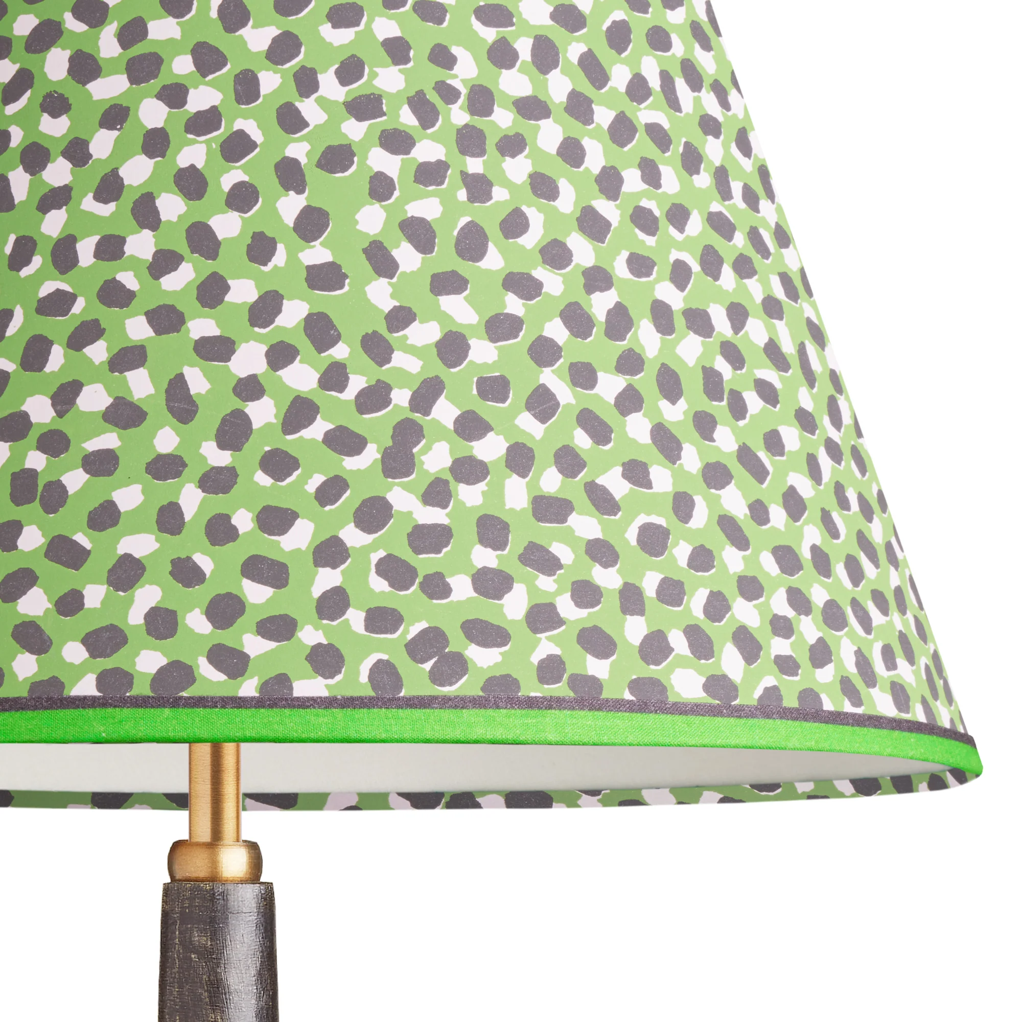 16cm empire shade in emerald, black and white Polka Dot paper by GP & J Baker - Image 2