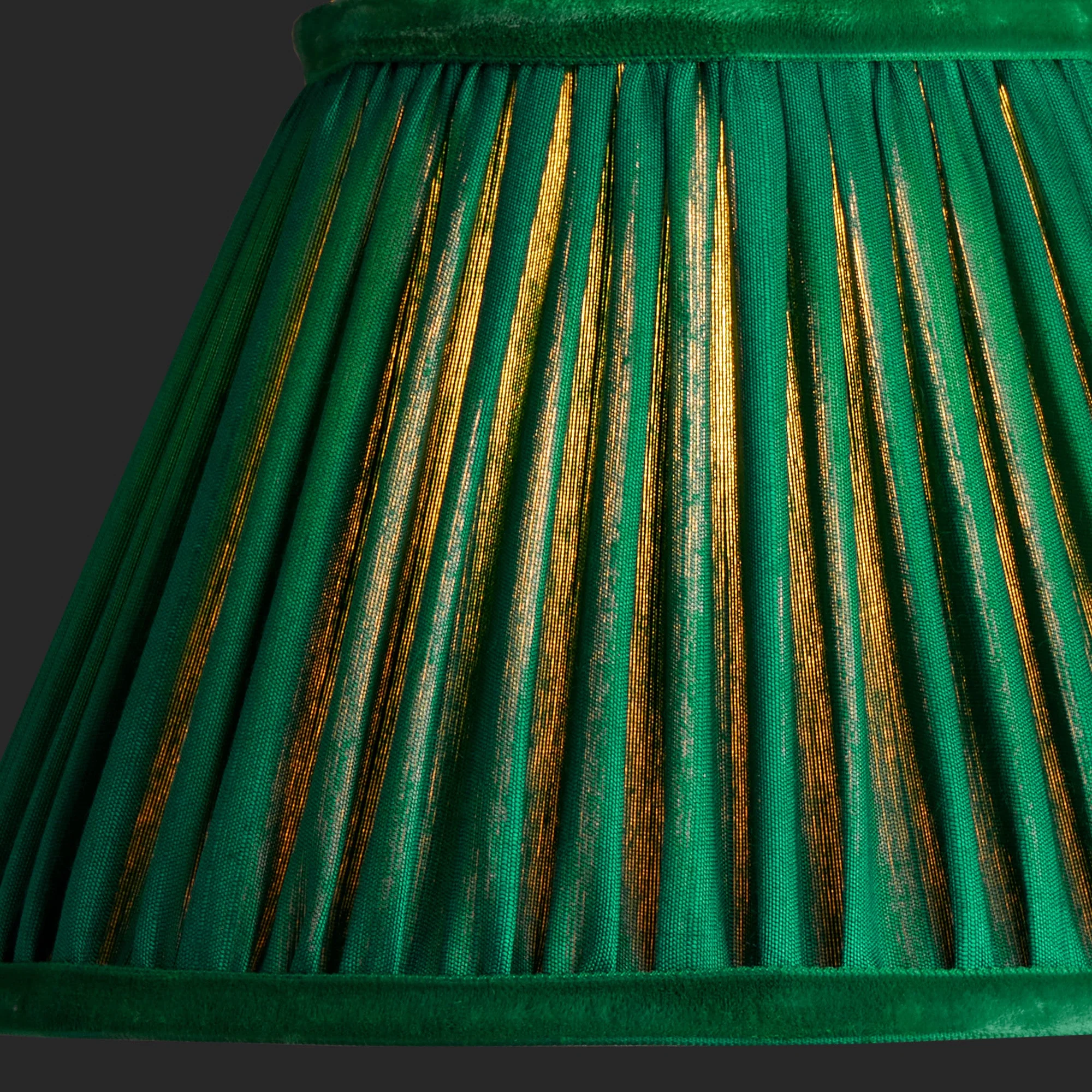 16cm empire shade in emerald silk with velvet tape - Image 4
