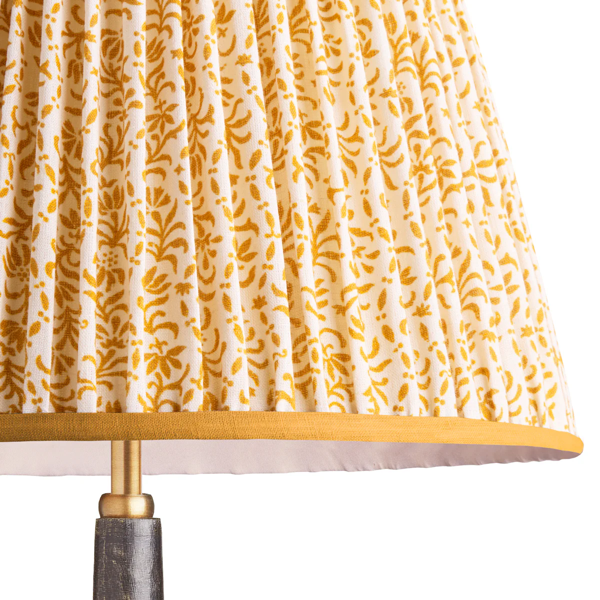 16cm empire shade in yolk 'posy' linen by Ellen Merchant - Image 2