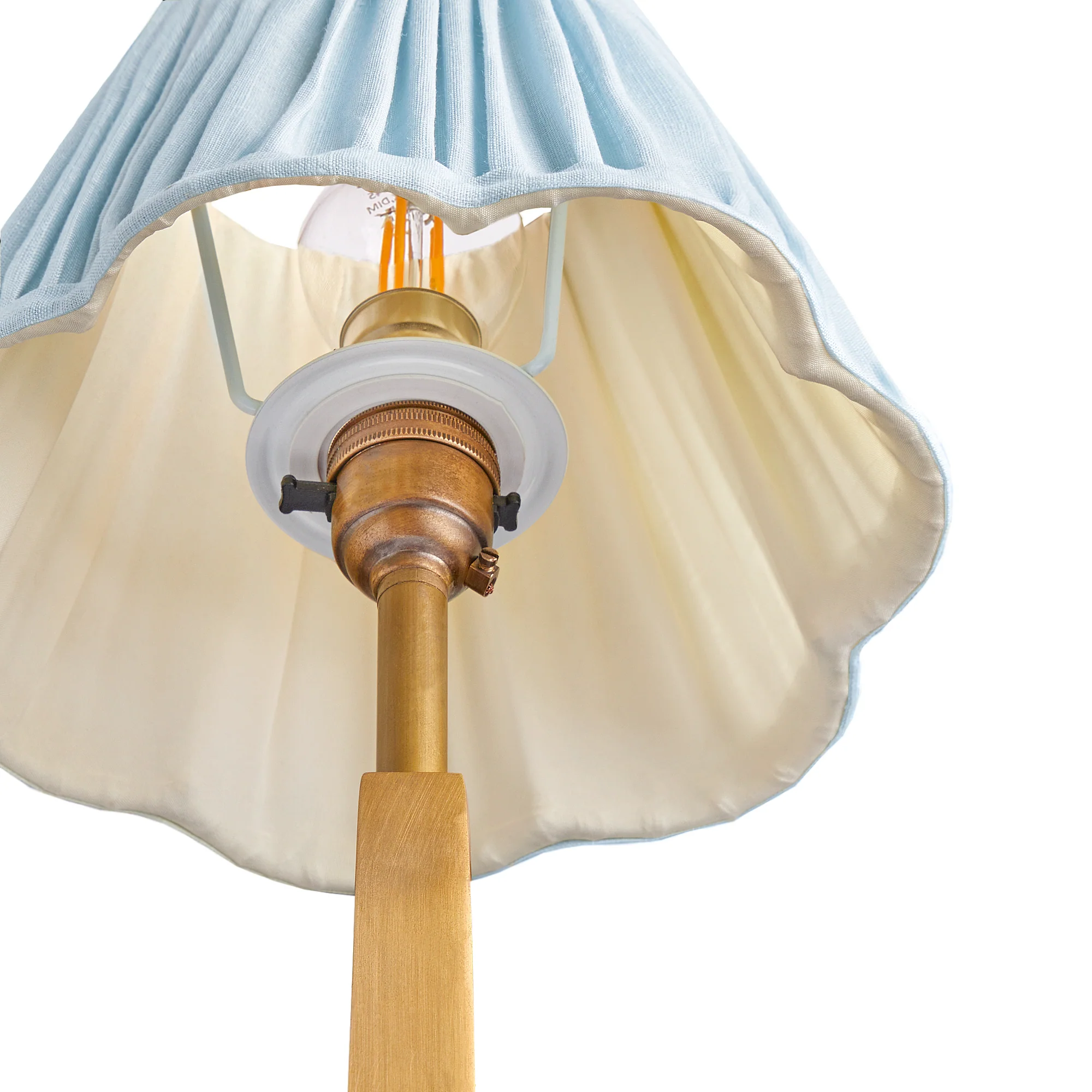 16cm scalloped empire shade in blue sky linen - Image 4