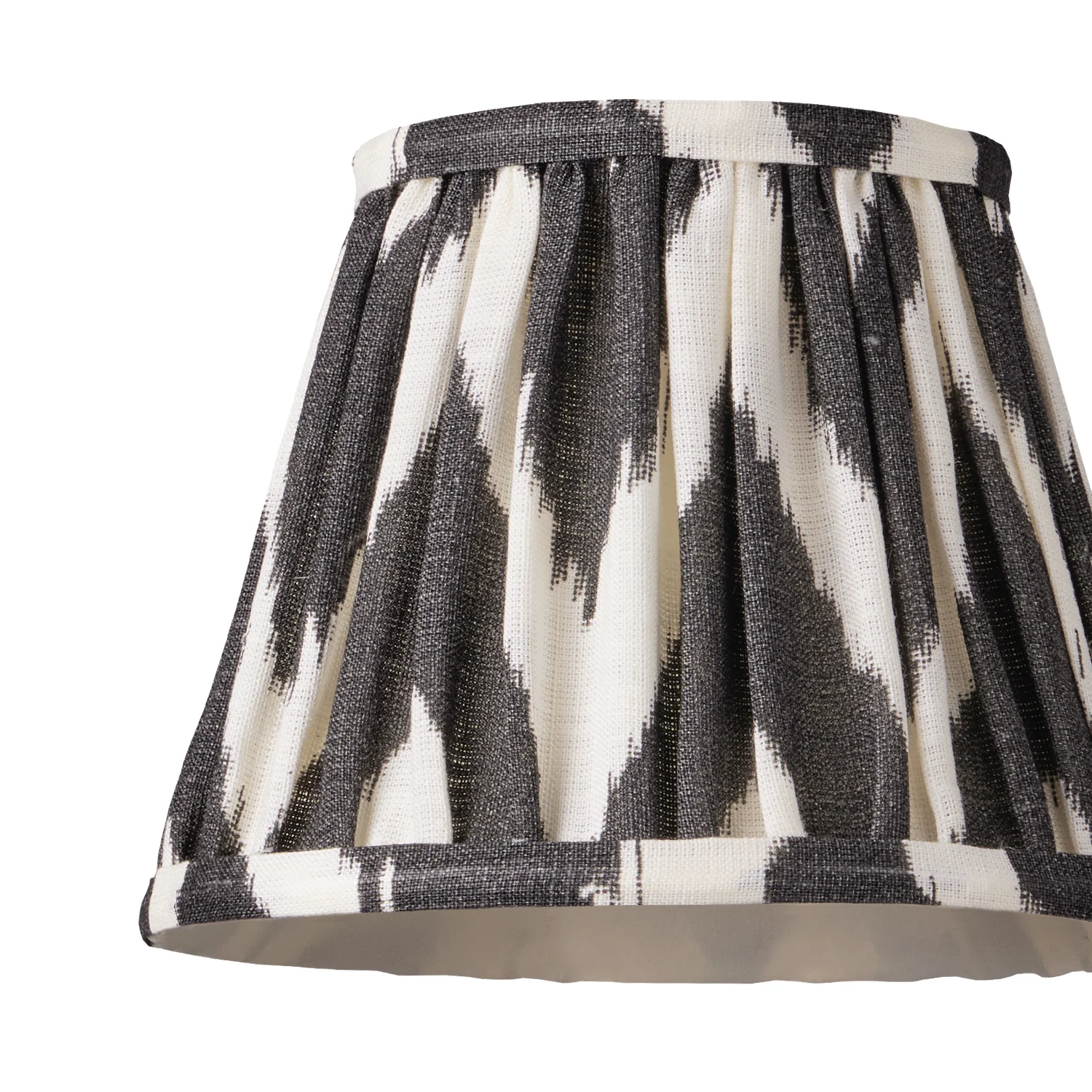 18cm Straight Empire Pendant shade in Printed Linen Ikat Shade in Black Zig-Zag - Image 2