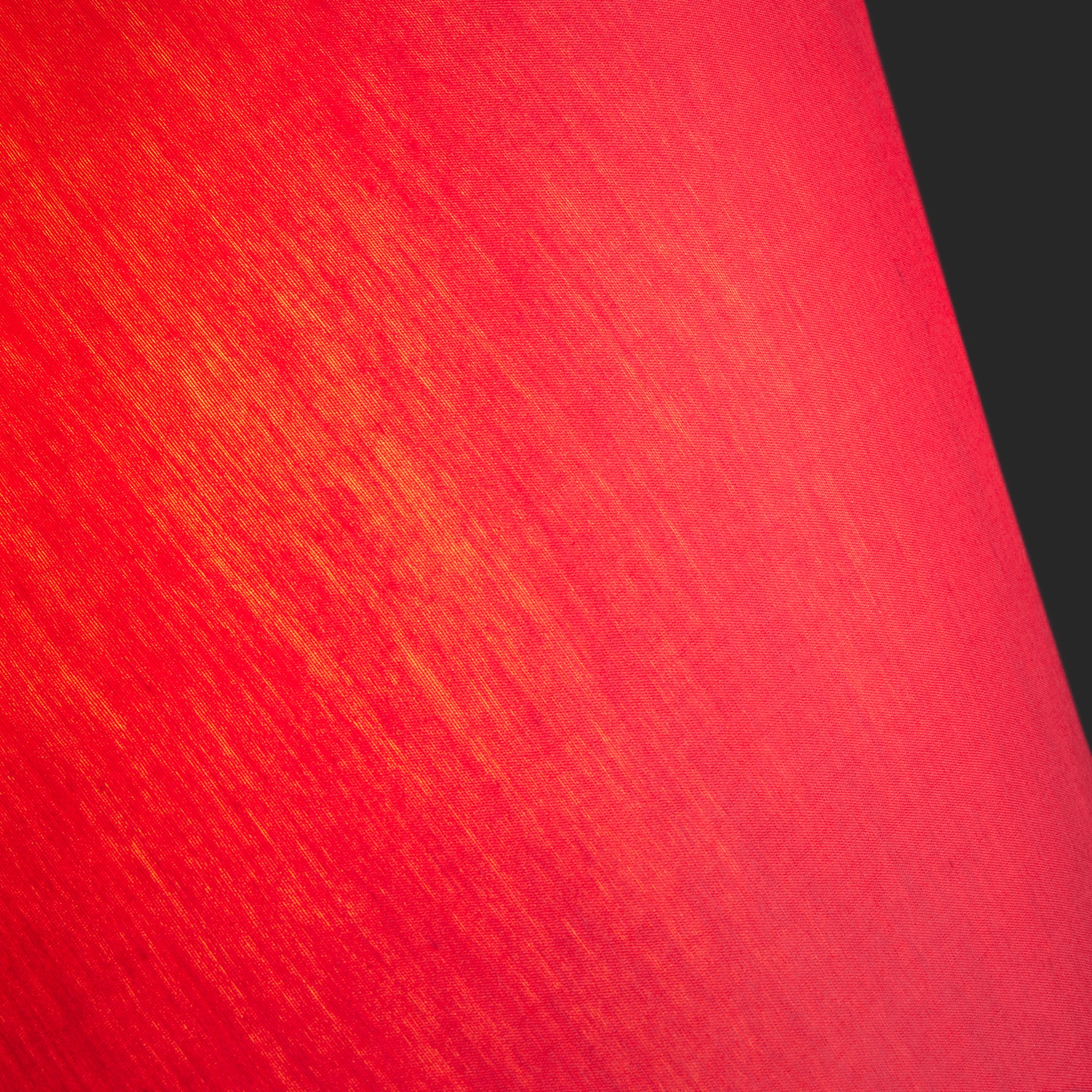 20cm empire lampshade in raspberry taj silk - Image 3
