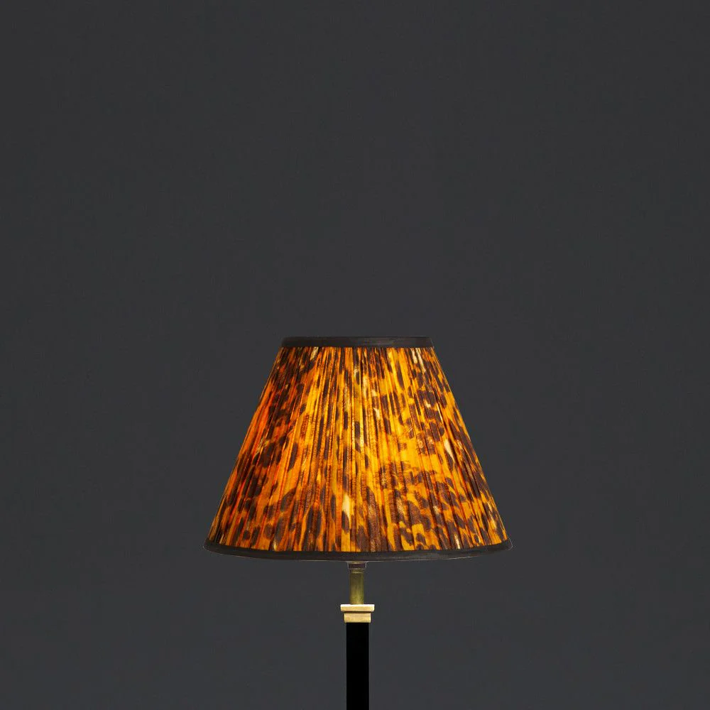 25cm empire shade in classic Leopard Love by Matthew Williamson - Image 4