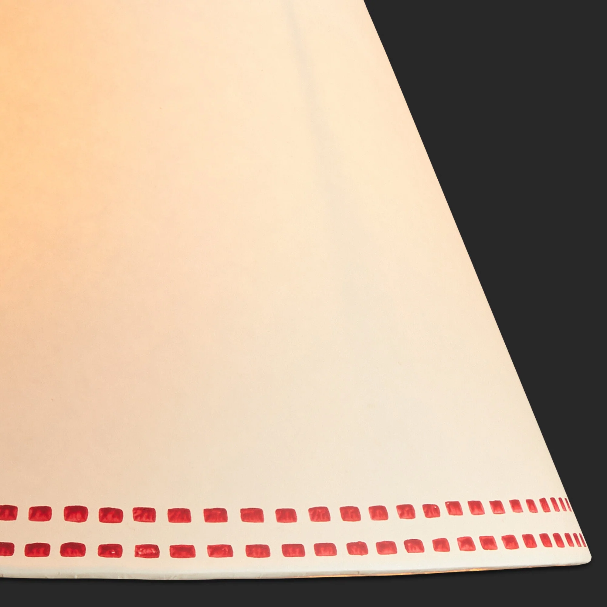 25cm empire shade in scarlet tracks hand painted card - Image 6
