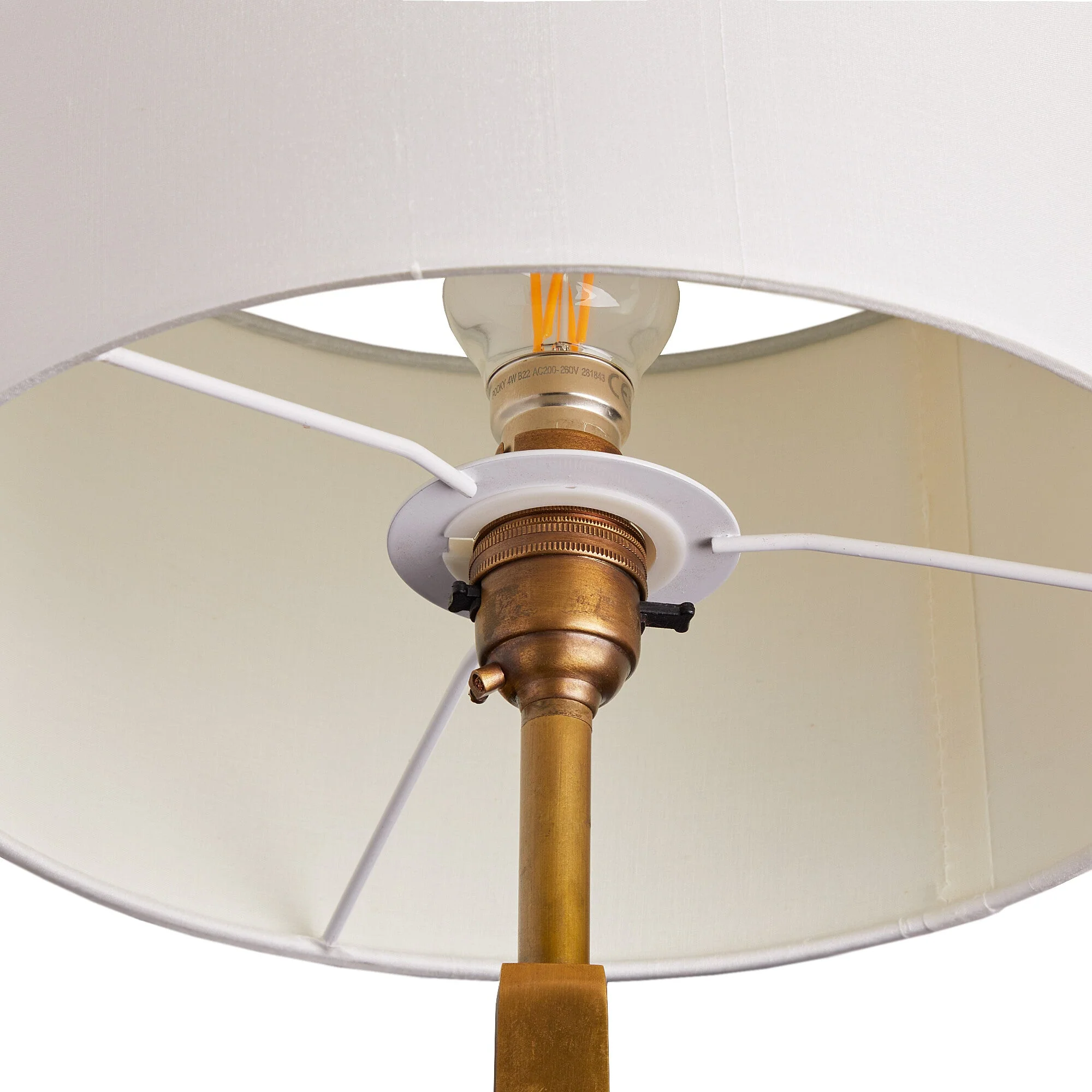 26cm short drum shade in alabaster dupion silk - Image 4
