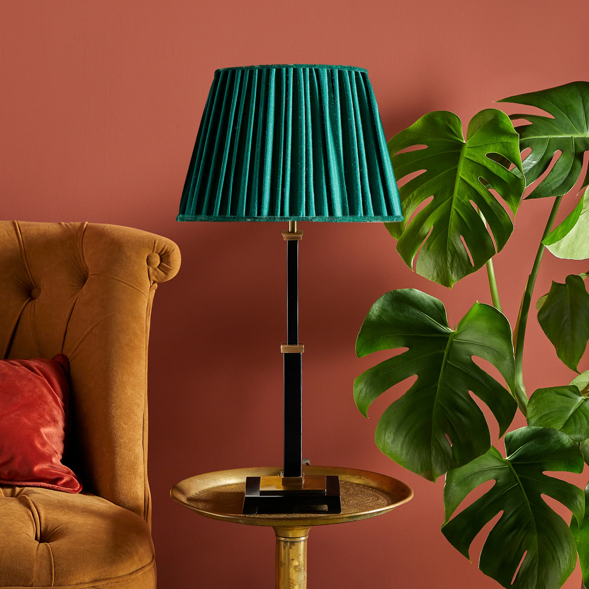25cm tall tapered gathered lampshade in jade taj silk - Image 4