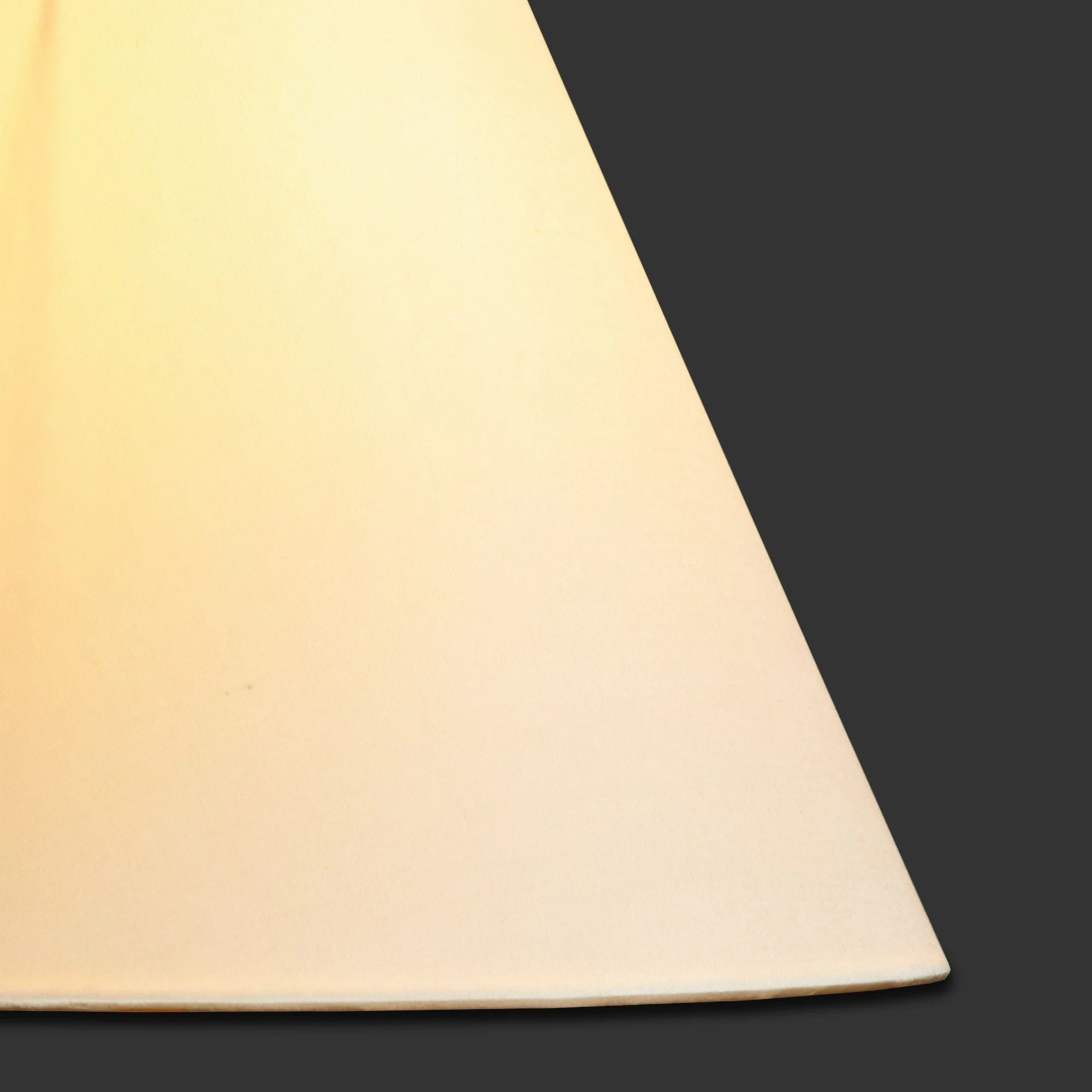 30cm empire lampshade in ivory dupion silk - Image 3