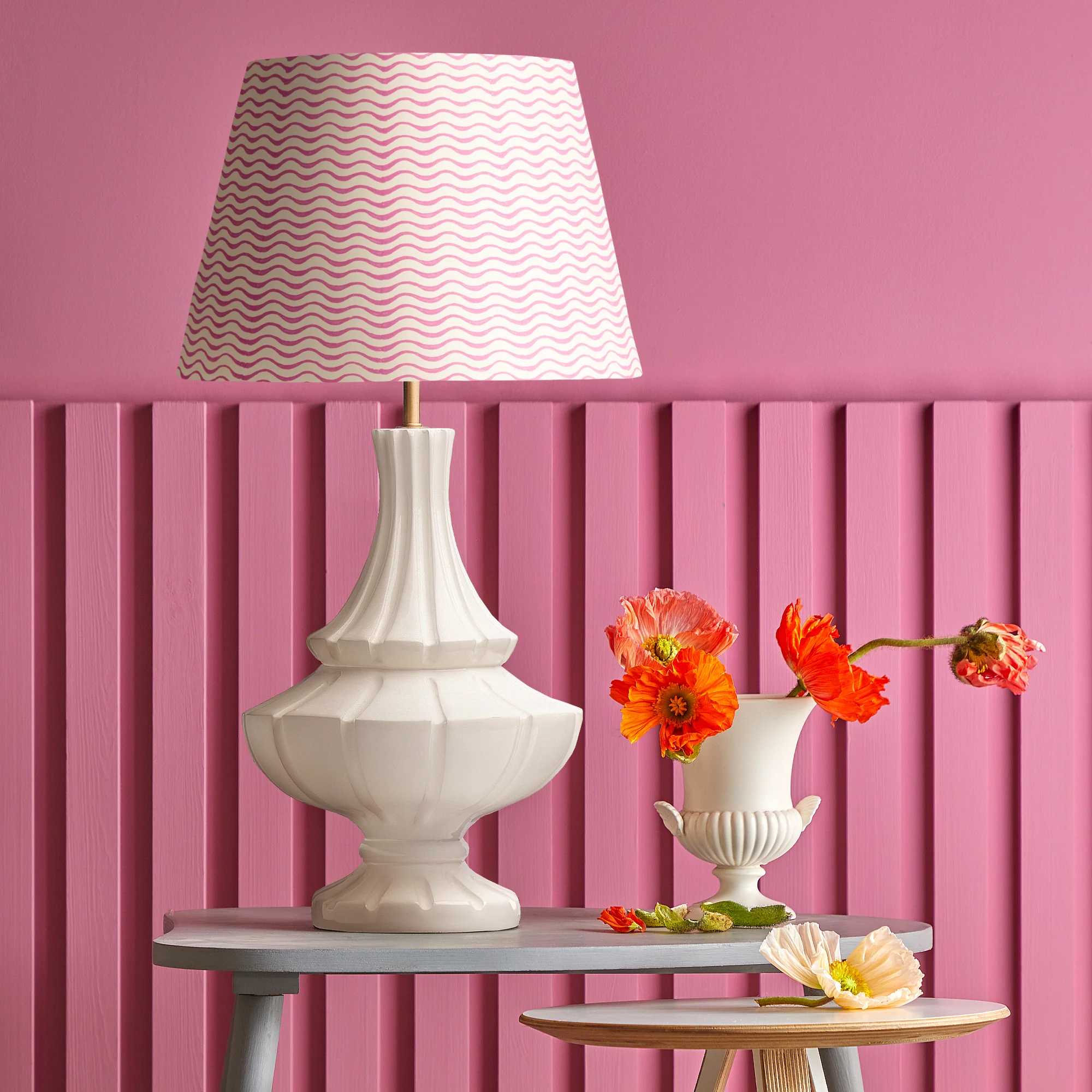 30cm empire shade in hot pink ripples hand painted card - Image 4