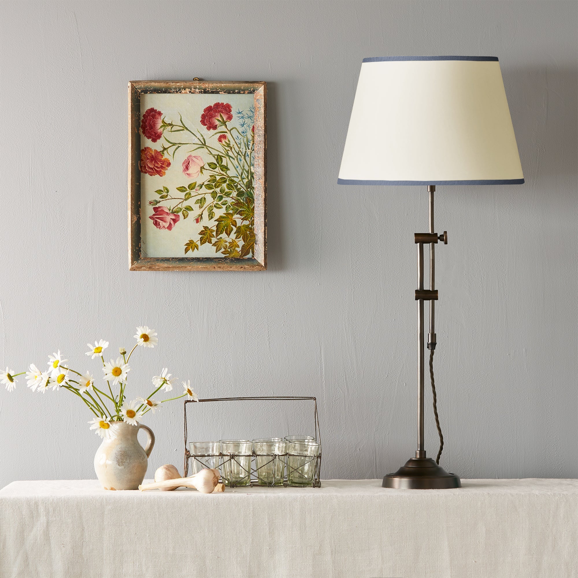 30cm Empire Top n Tail shade in cream card with navy blue tape - Image 4