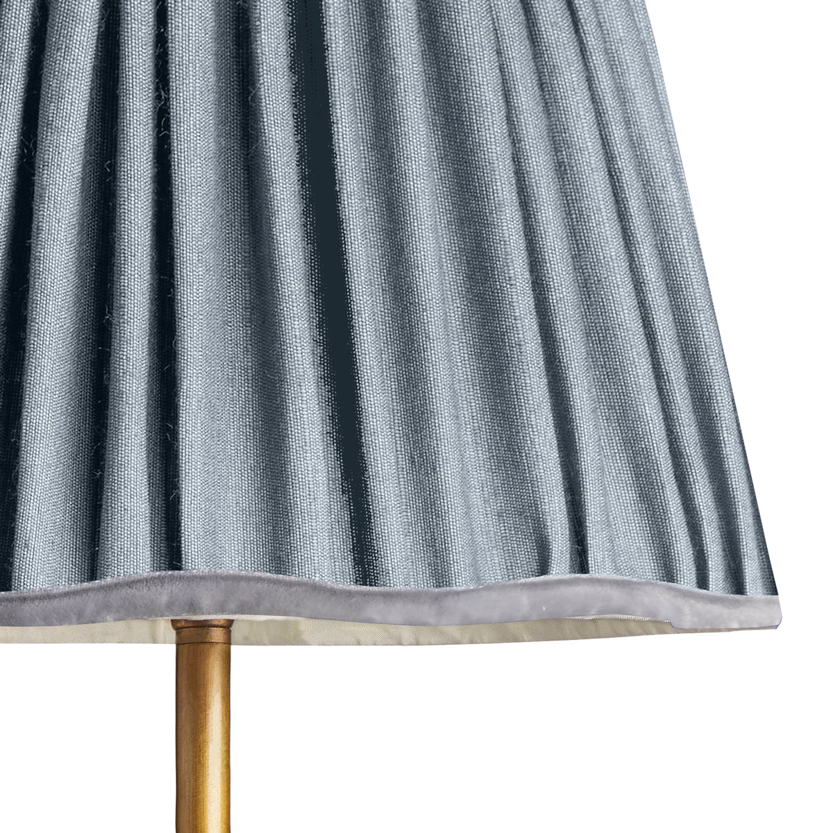 30cm scalloped shade in Moonstone silk with velvet tape - Image 2