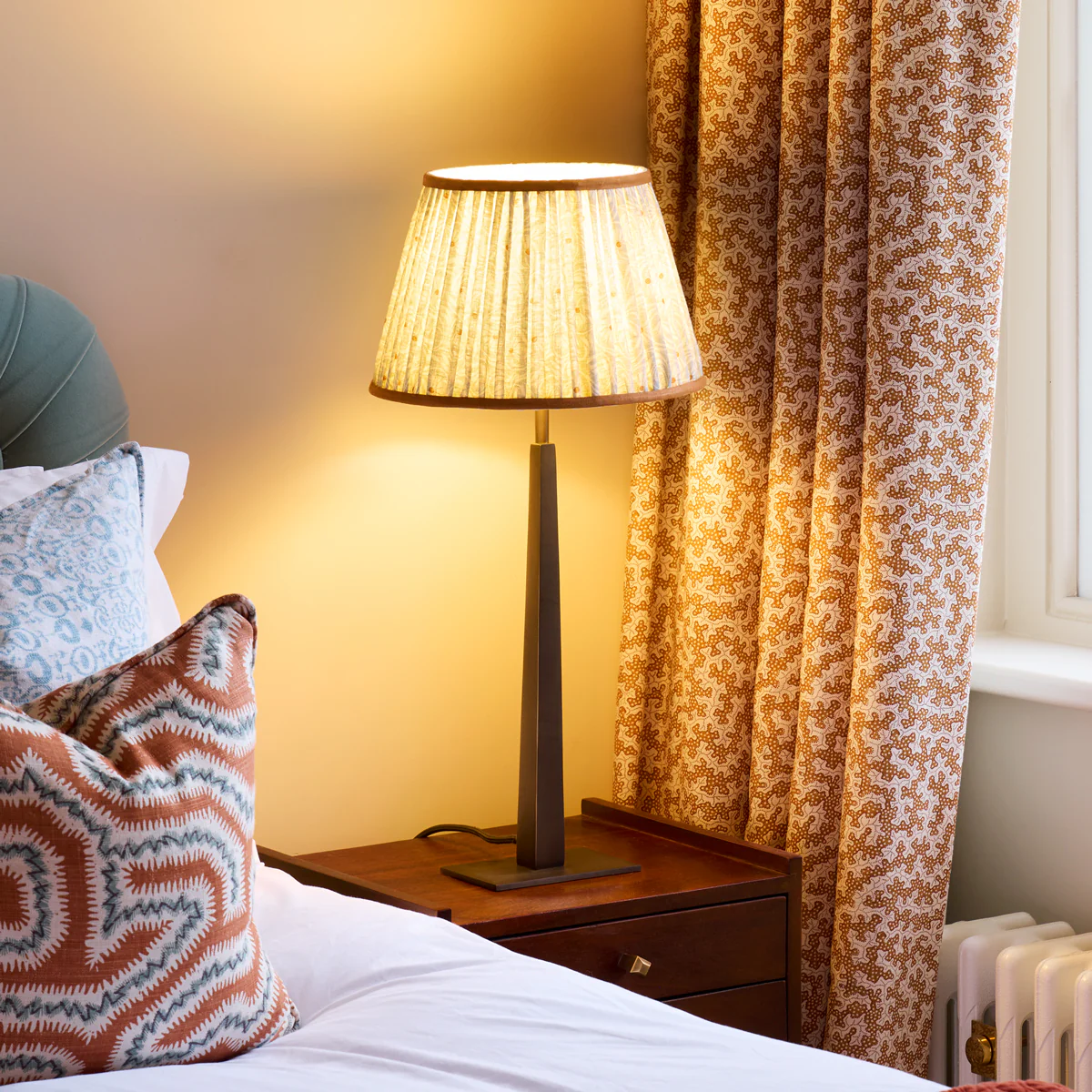 30cm Straight empire shade in azura 'spriglee' linen by Ellen Merchant - Image 4