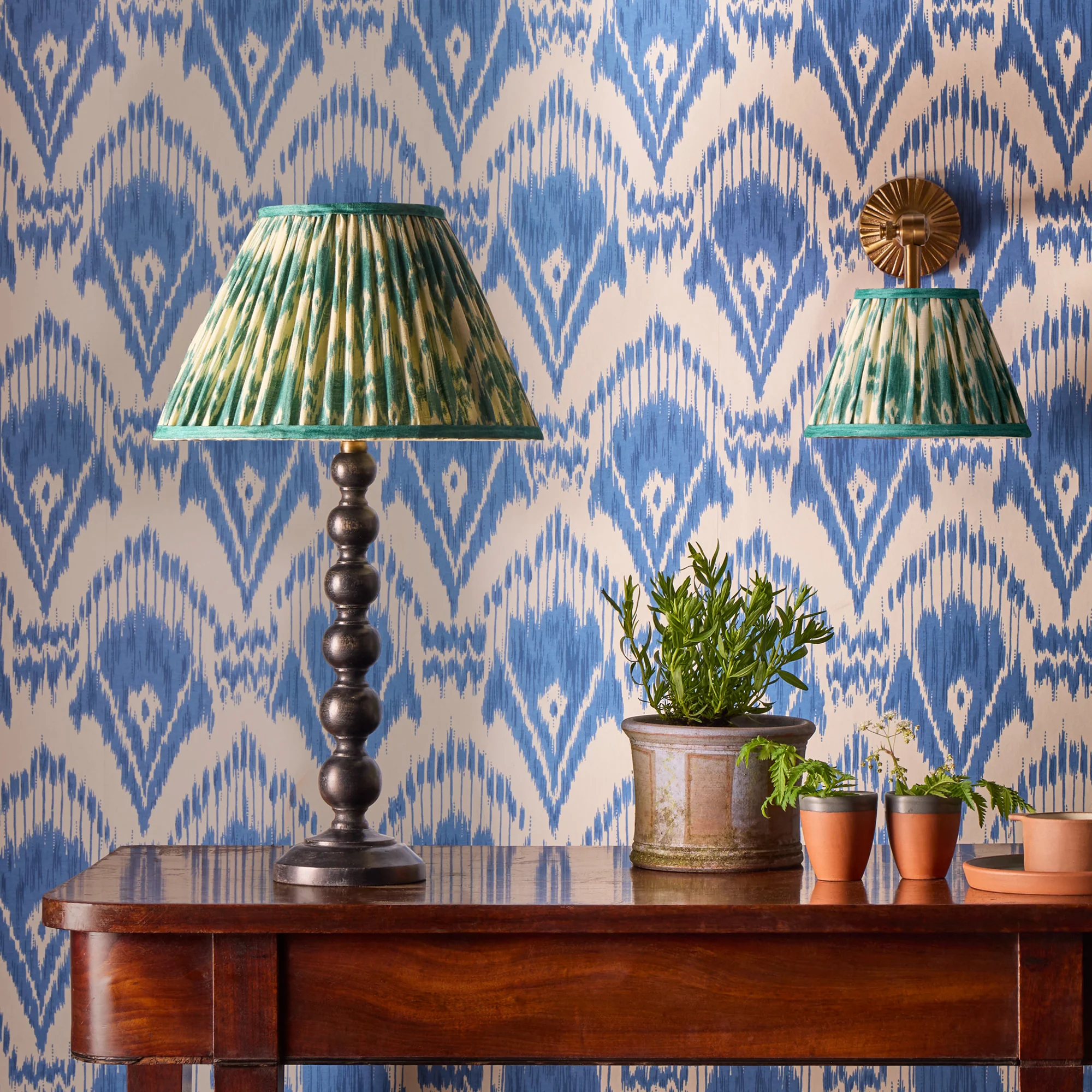 30cm straight empire shade in teal Zaraband gathered linen by GP & J Baker - Image 5