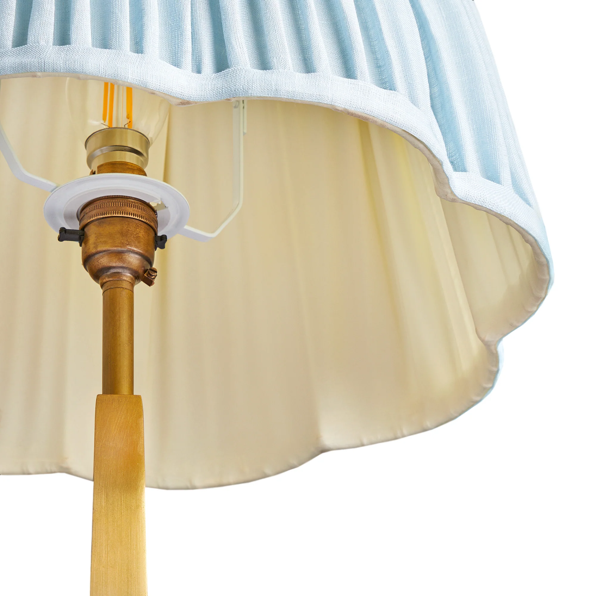 35cm scalloped tall tapered shade in blue sky linen - Image 4