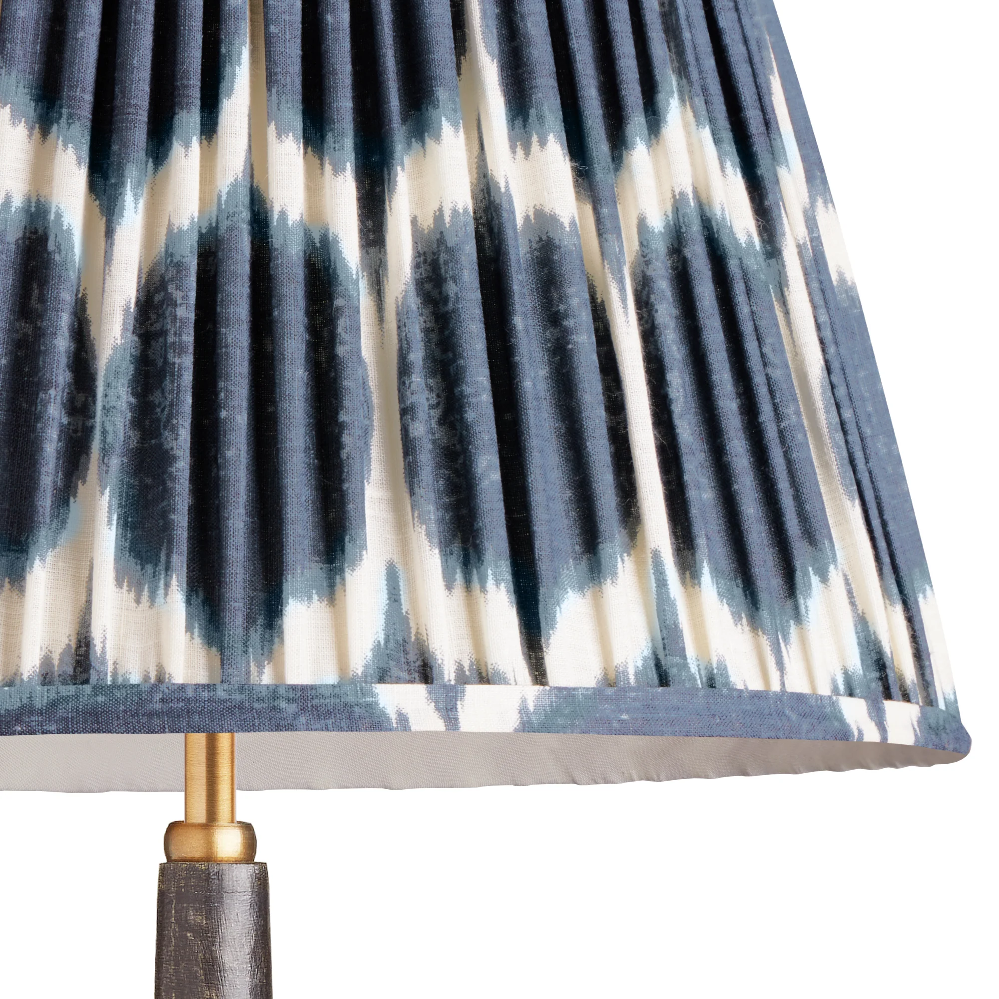 35cm straight empire printed linen ikat shade in navy Yoda - Image 4