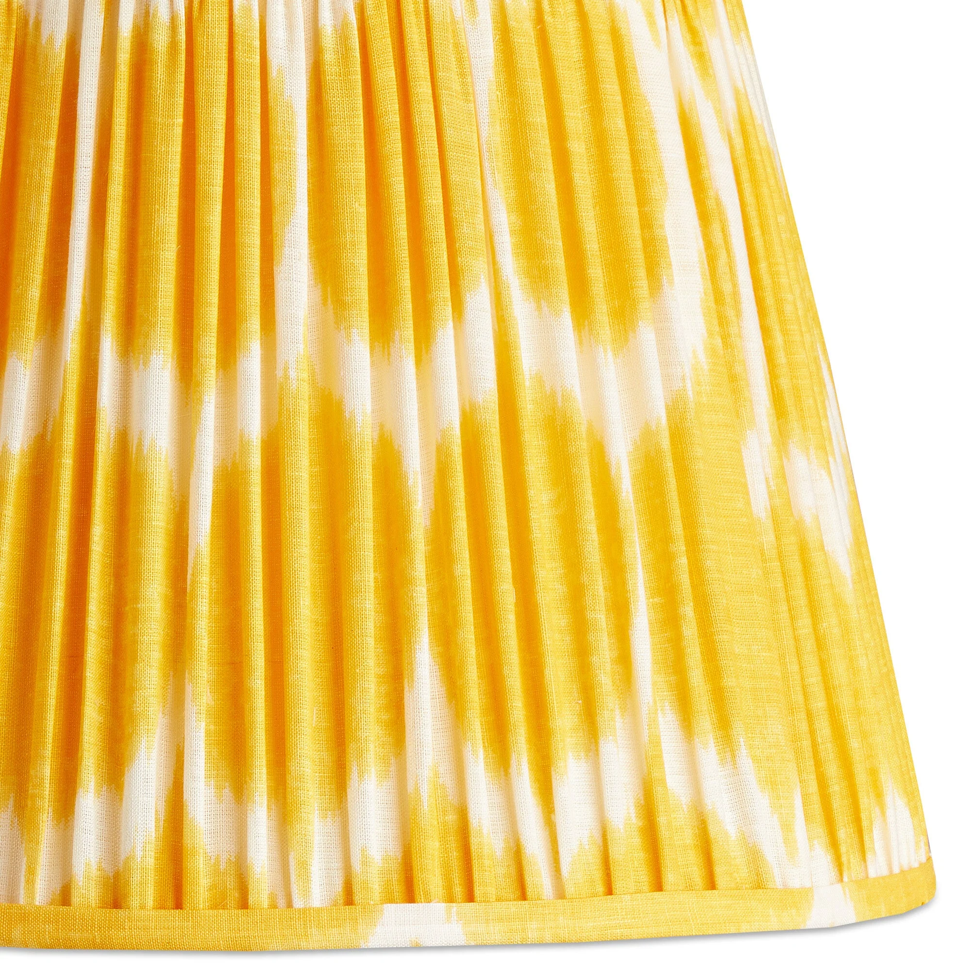 35cm straight empire printed linen ikat shade in yellow Yoda - Image 3
