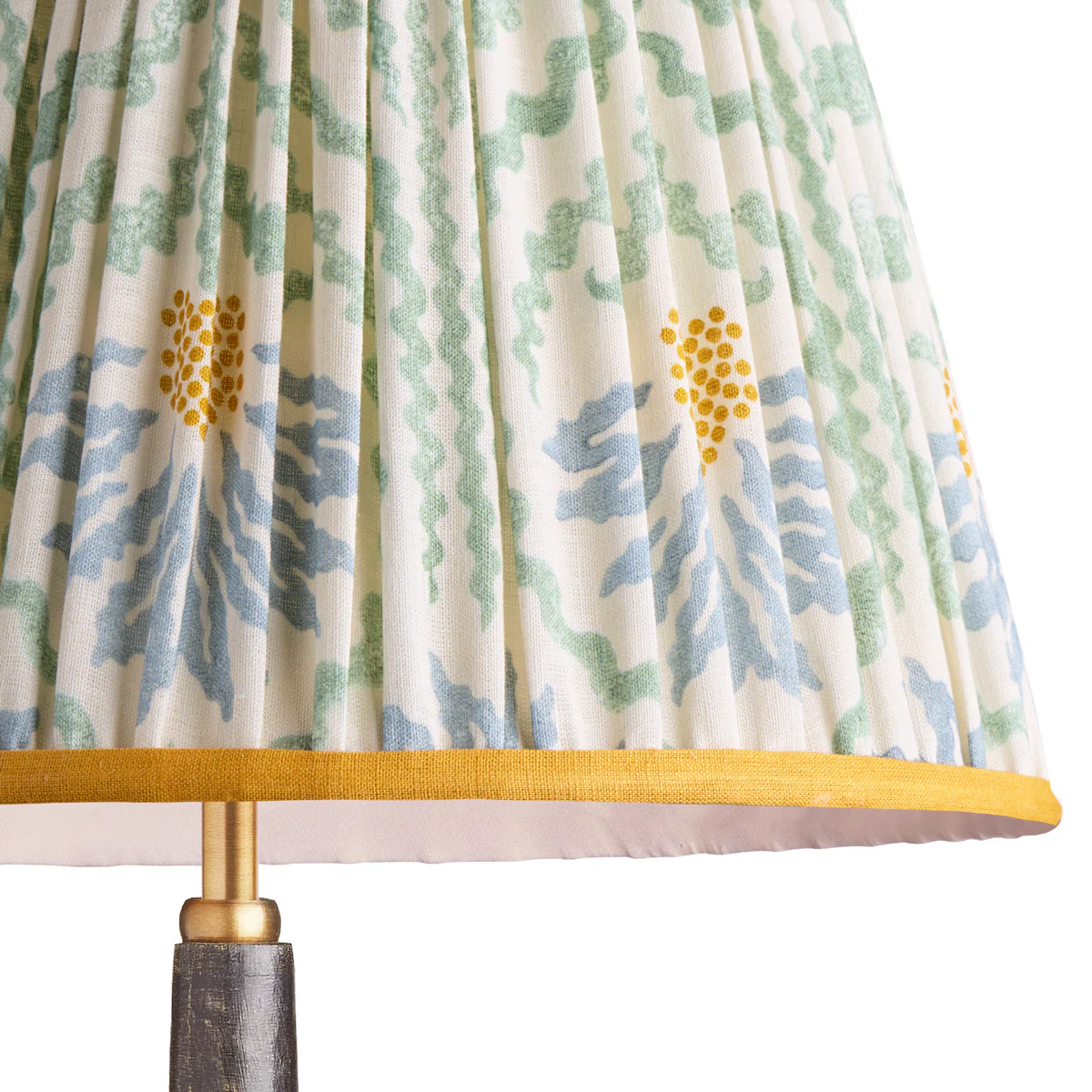 35cm Straight empire shade in beryl 'palmette' linen by Ellen Merchant - Image 2