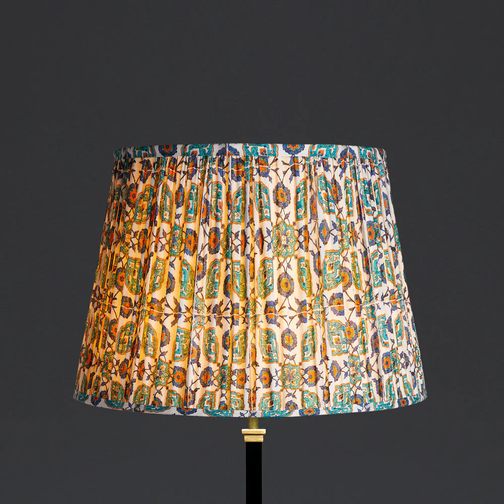 40cm straight empire shade in Sama printed cotton in aid of The Hands Up Foundation - Image 4