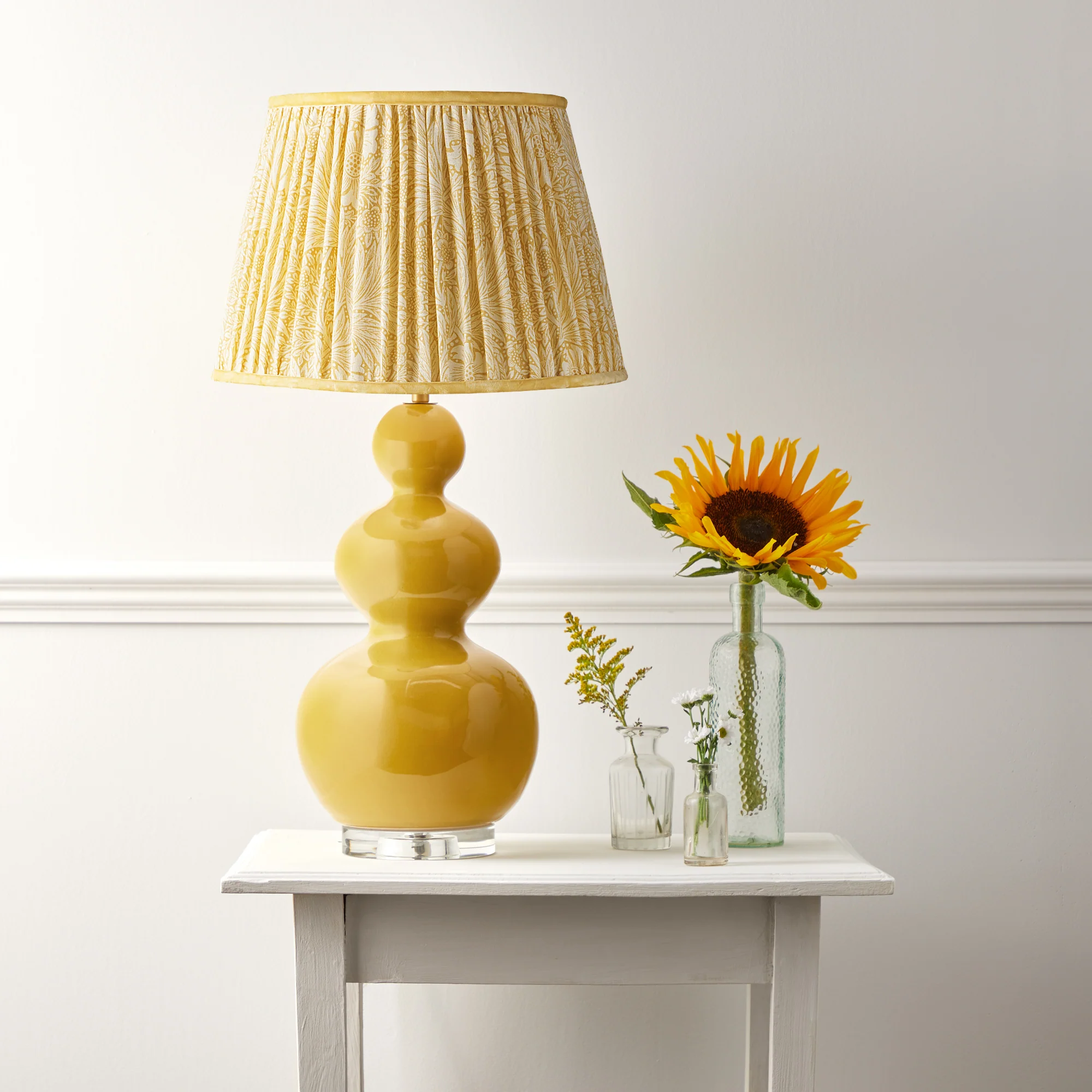 40cm straight empire shade in Cowslip Marigold linen by Morris & Co. - Image 5