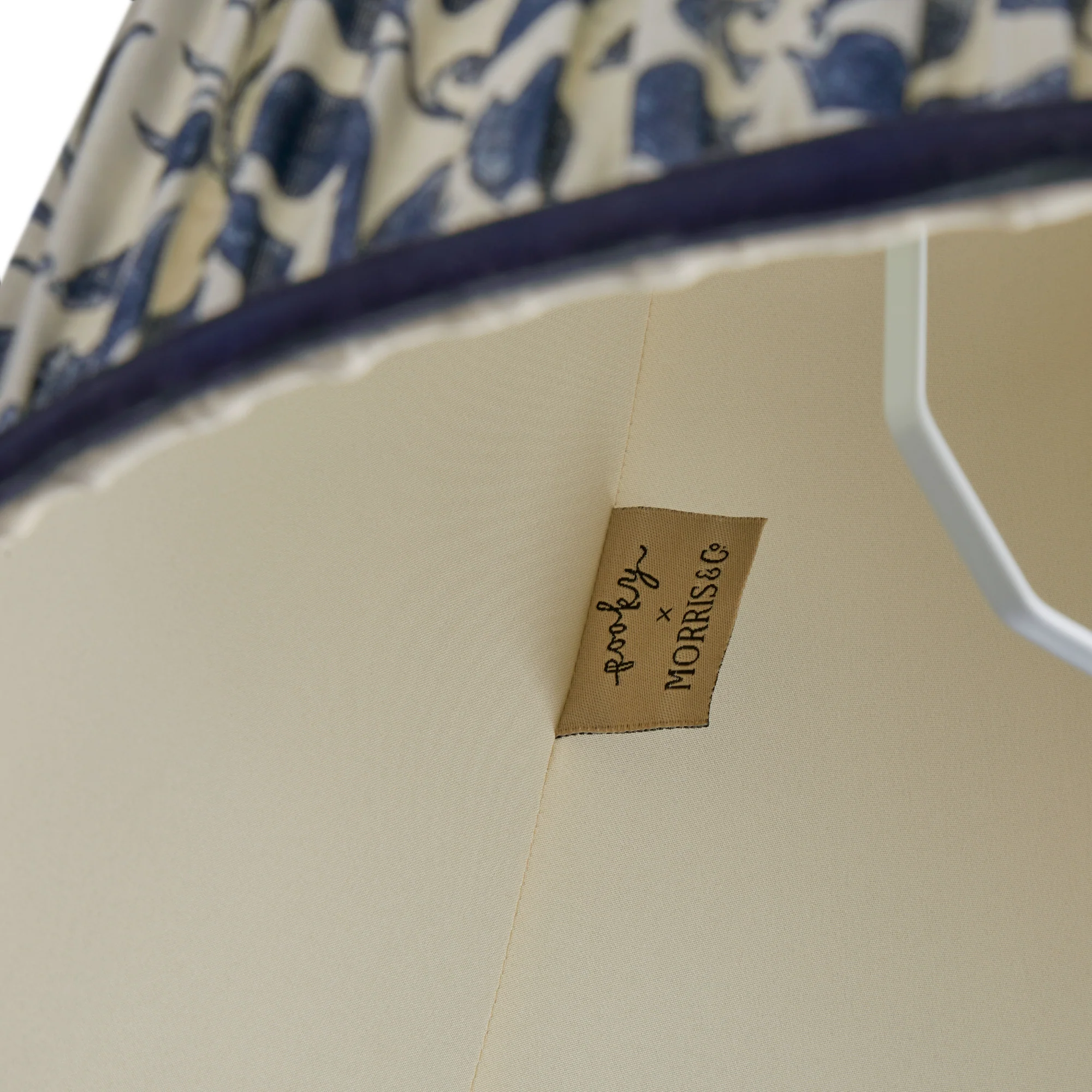 40cm straight empire shade in indigo Rosehip linen by Morris & Co. - Image 3