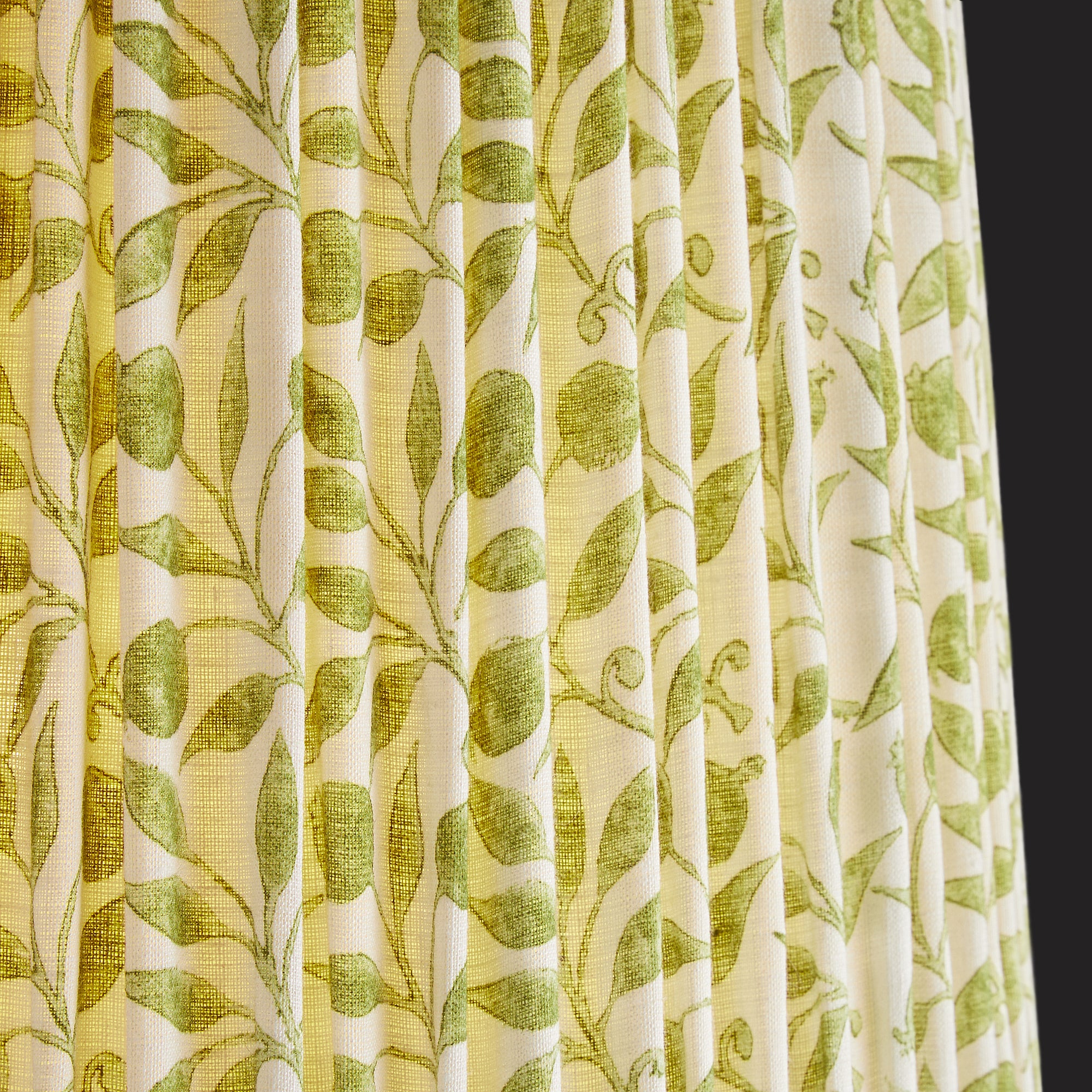 40cm straight empire shade in thyme Rosehip linen by Morris & Co. - Image 3