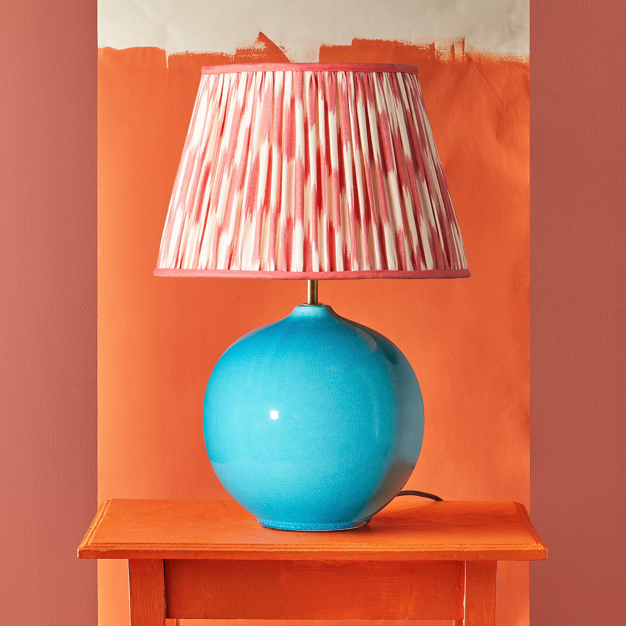 40cm straight empire silk ikat shade in coral and cream Atlas - Image 4