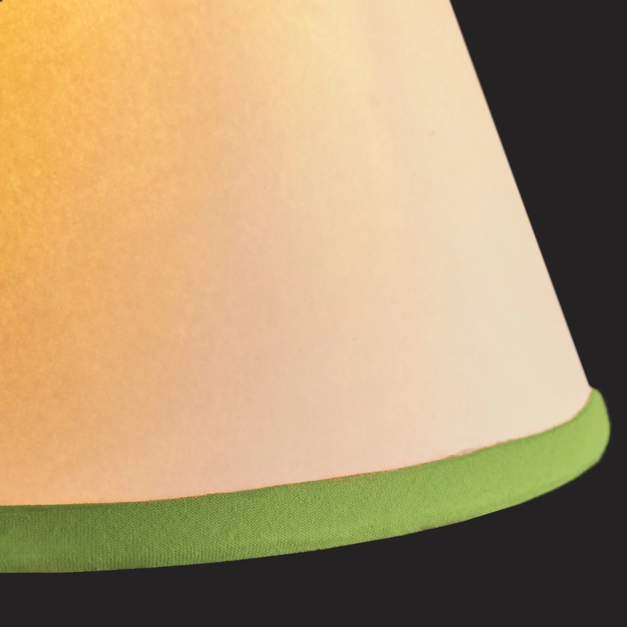 40cm Straight Empire Top n Tail shade in cream card with classic green tape - Image 3