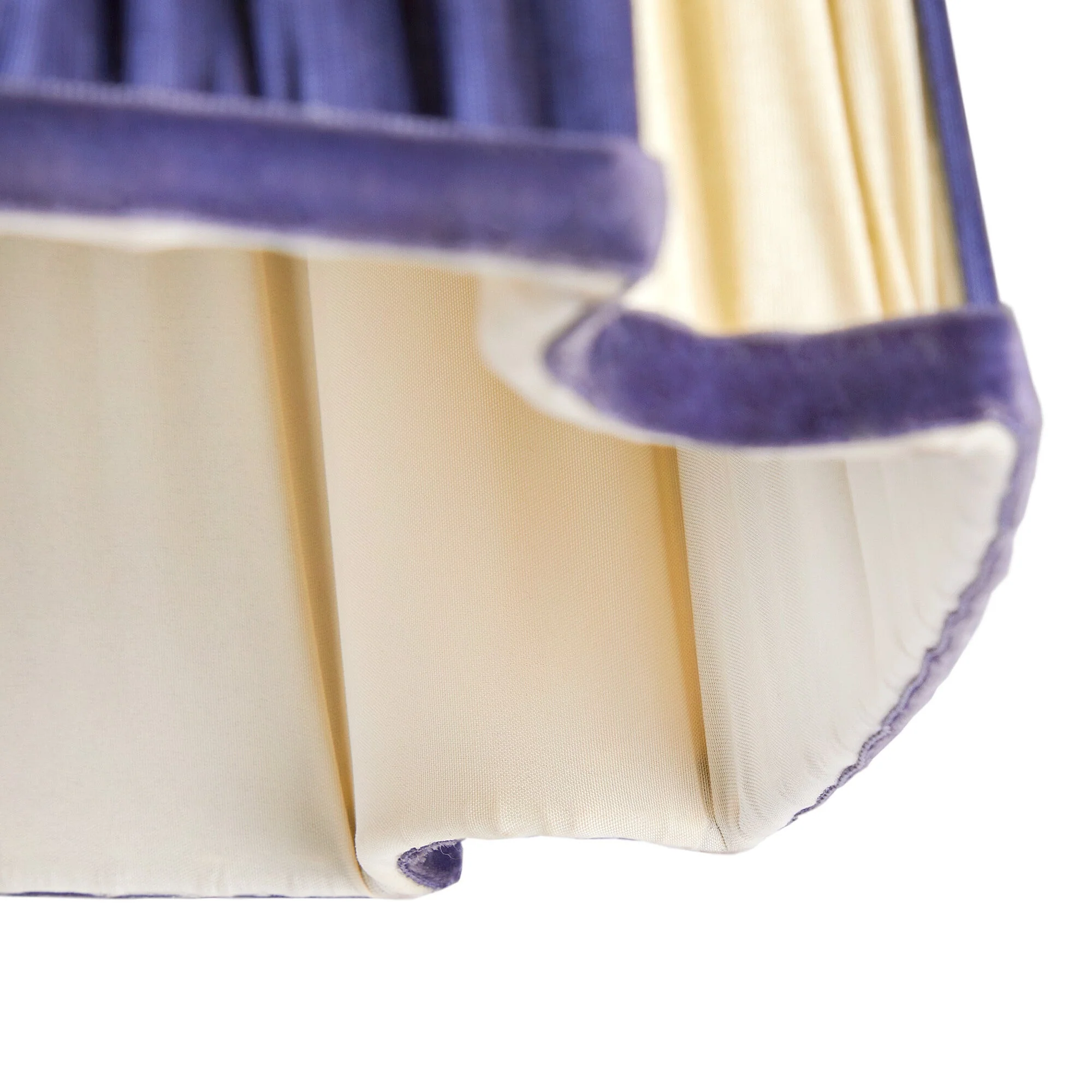 45cm fluted fancy shade in cobalt and cream silk with velvet tape - Image 3