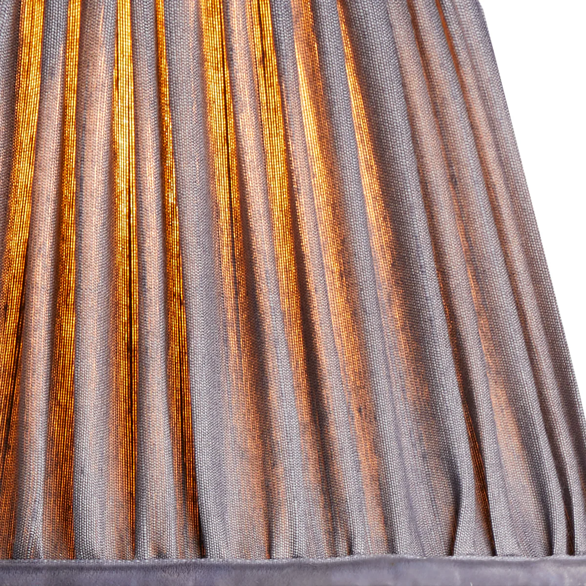 45cm scalloped shade in Moonstone silk with velvet tape - Image 3