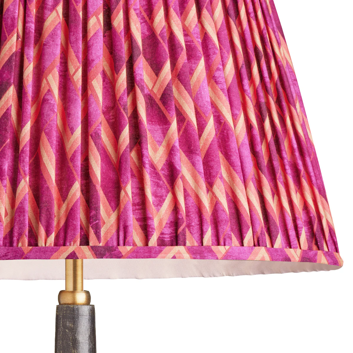 45cm straight empire shade in pink herringbone by Matthew Williamson - Image 2