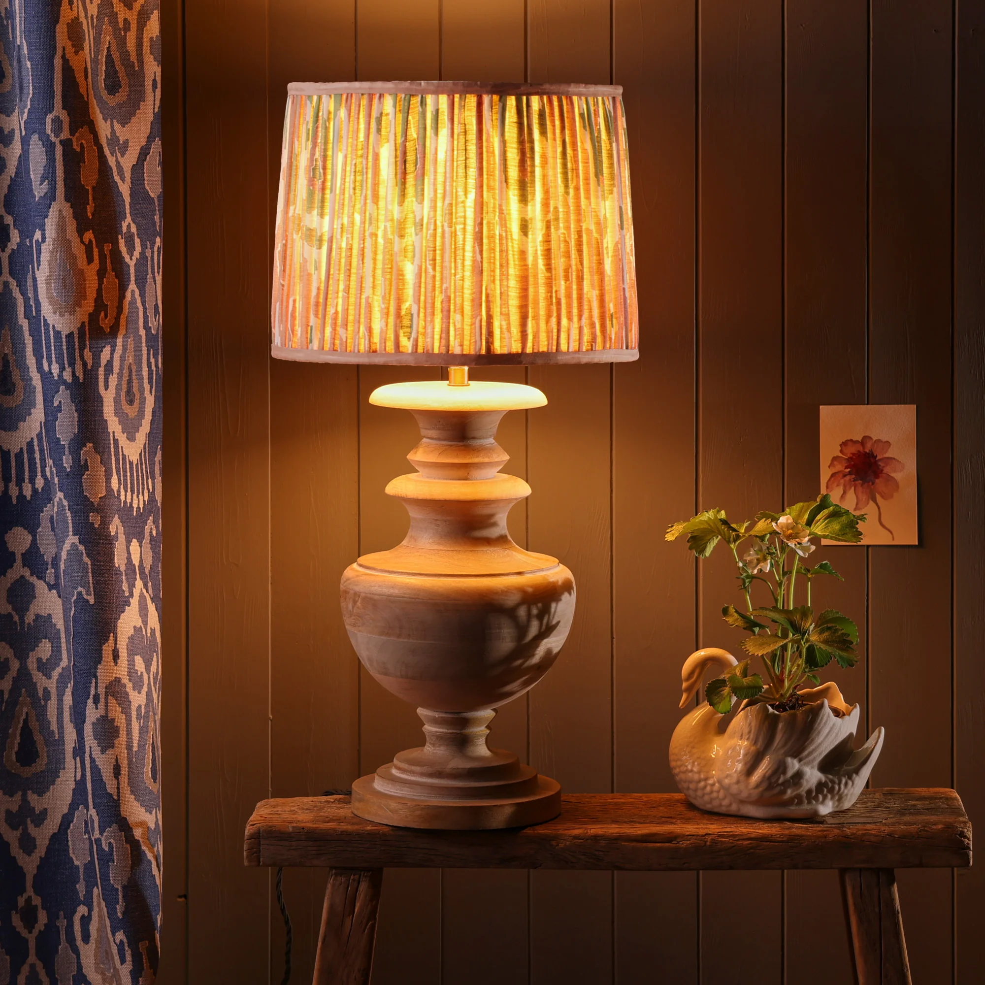 45cm tapered drum shade with adjustable gimbal in blush Bokhara gathered linen by GP & J Baker - Image 6