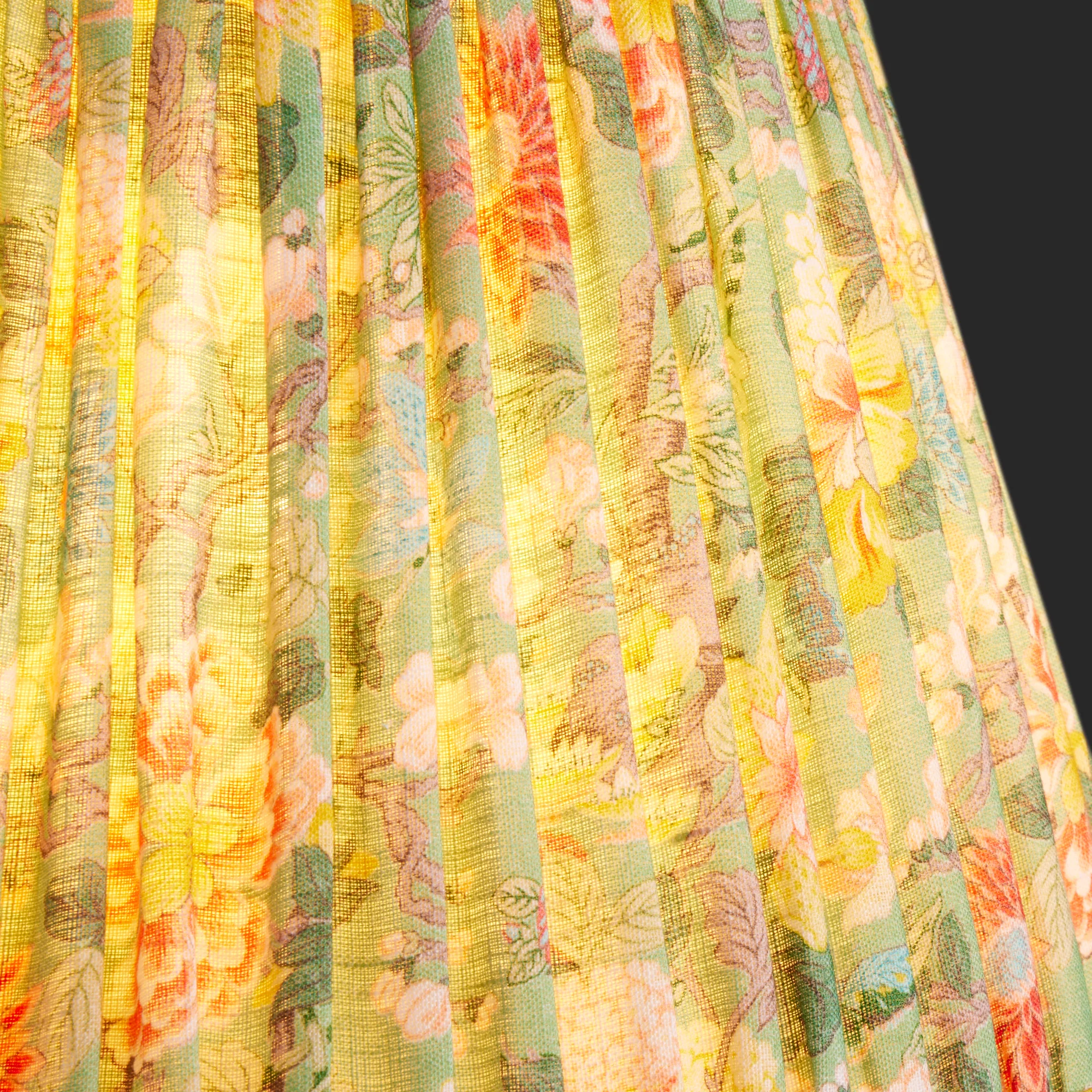 50cm straight empire shade in emerald Little Magnolia linen by GP & J Baker - Image 3