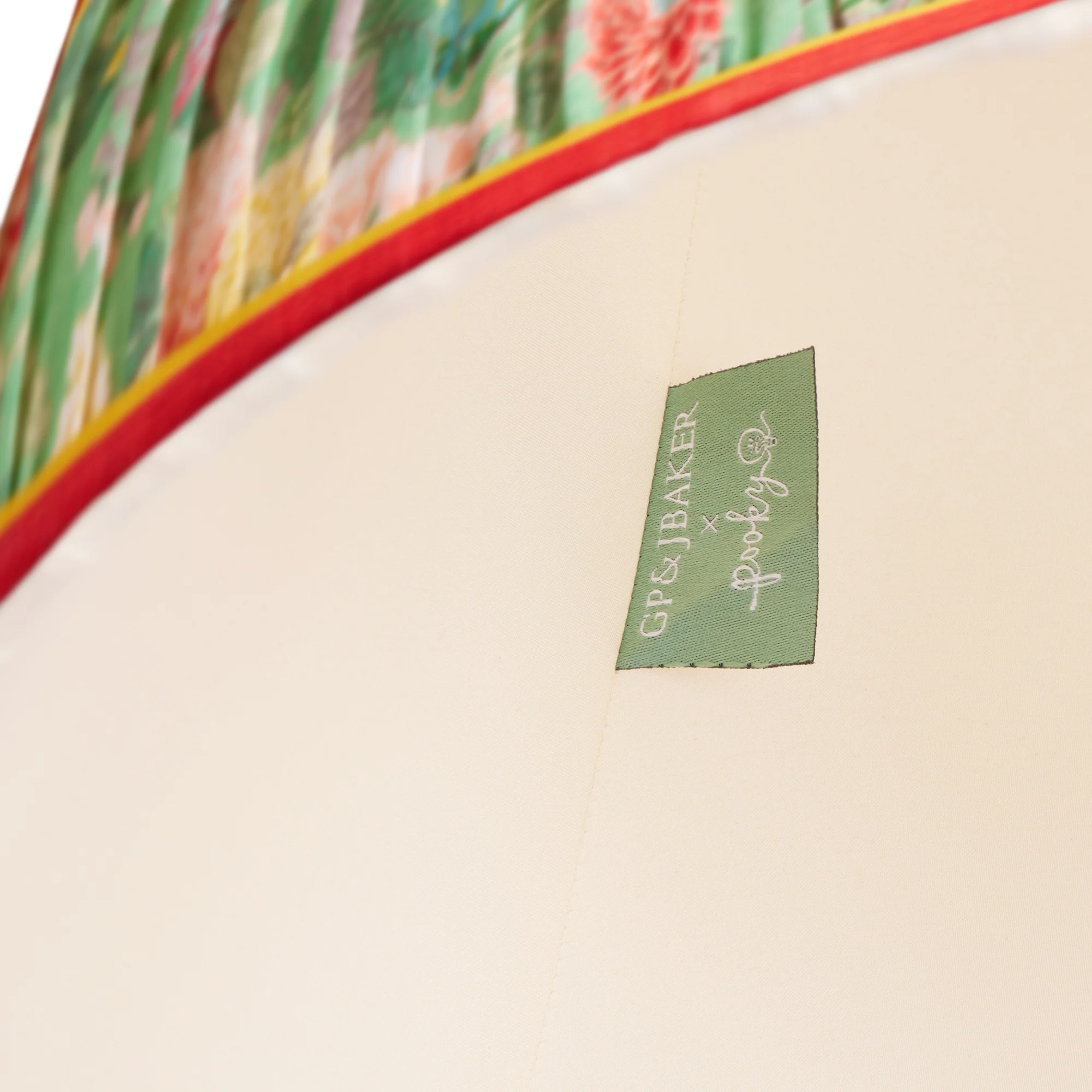 50cm straight empire shade in emerald Little Magnolia linen by GP & J Baker - Image 4