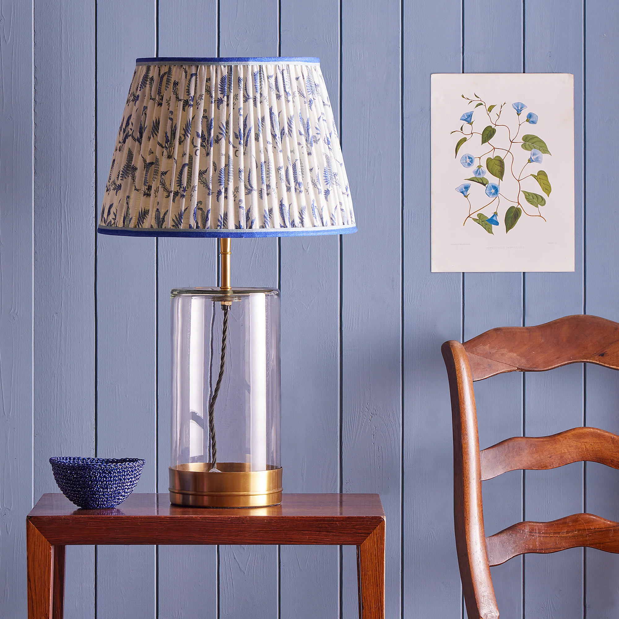 50cm straight empire shade in jubilee Ferns linen by GP & J Baker - Image 5