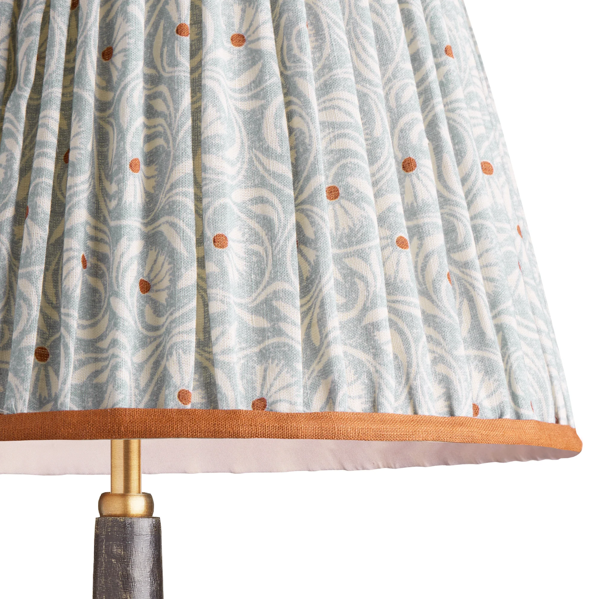 50cm Straight empire shade with carrier in azura 'spriglee' linen by Ellen Merchant - Image 2