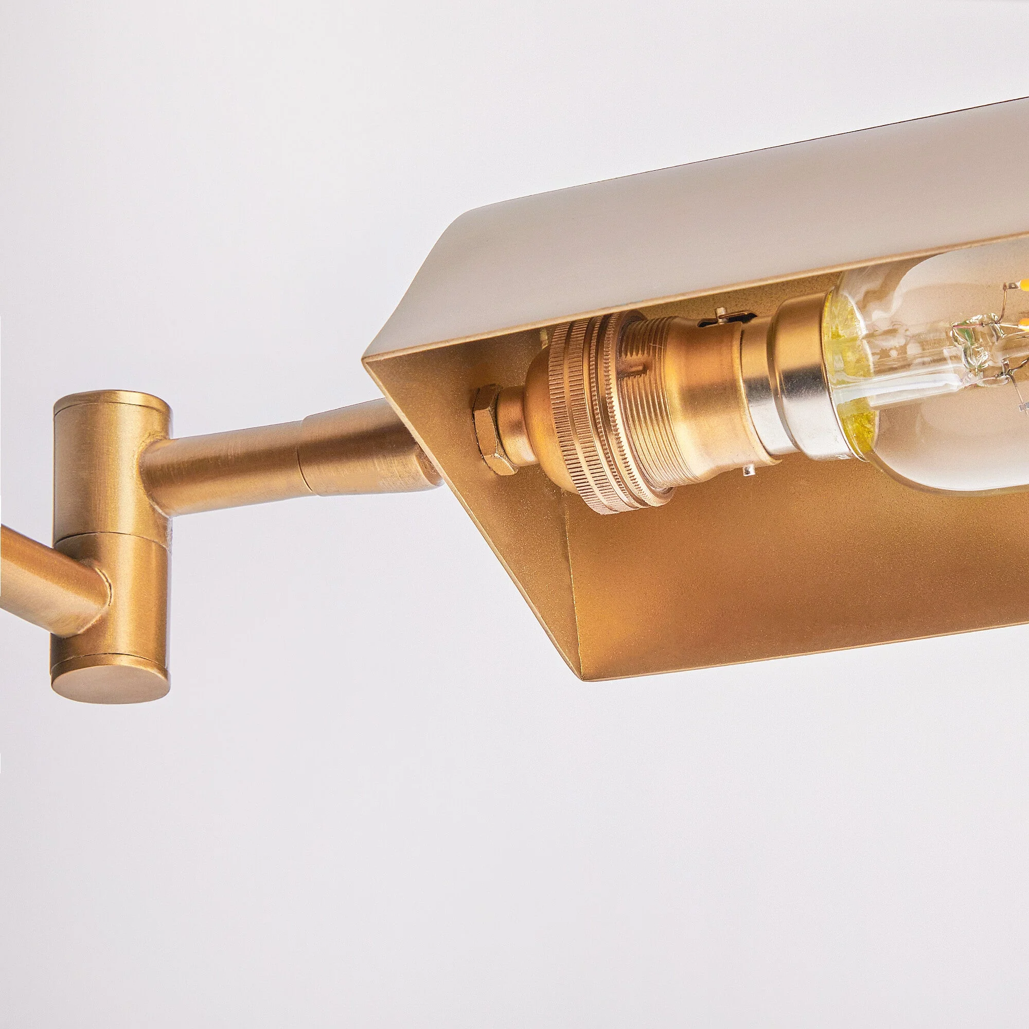 Aesop standing lamp in antiqued brass - Image 12