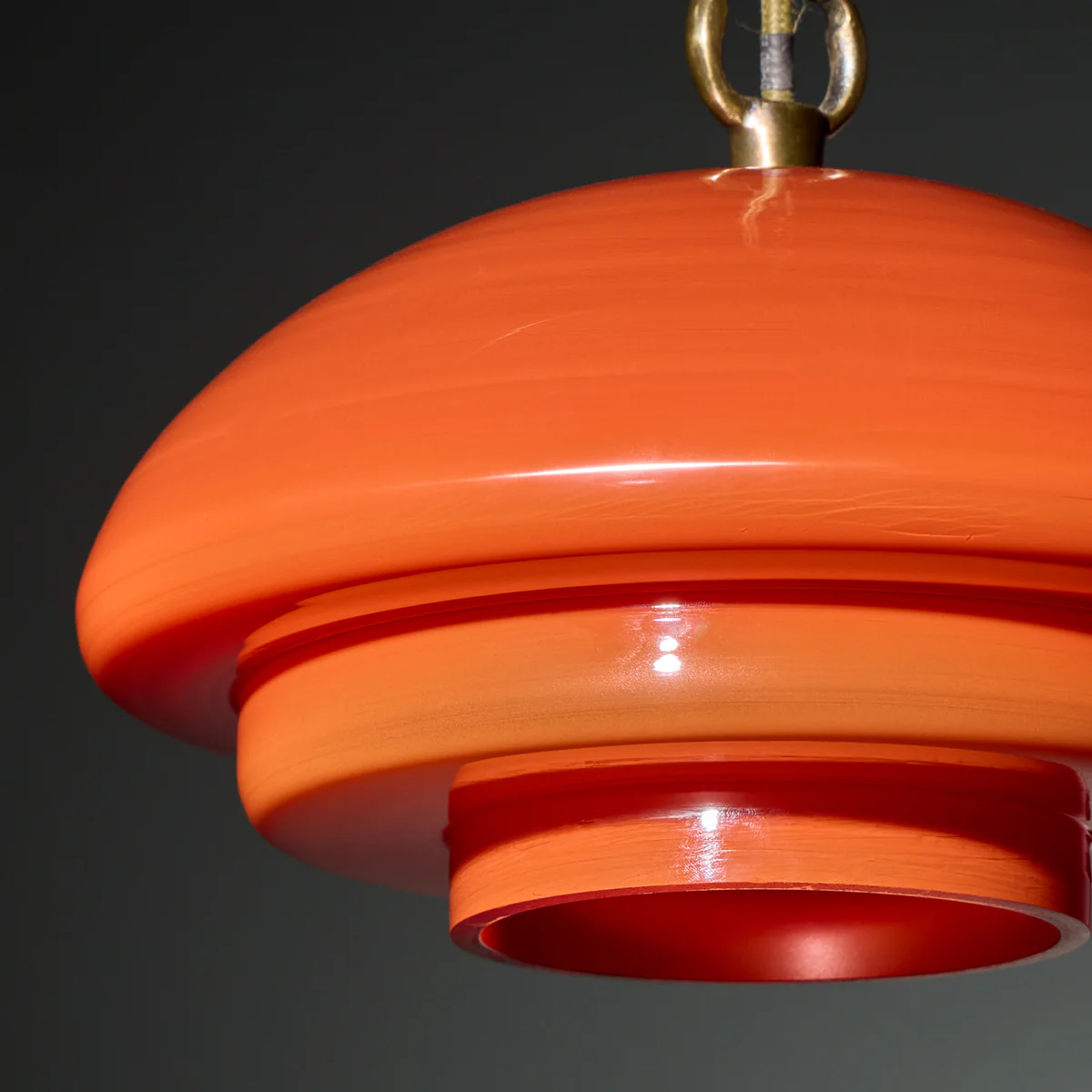 Ali pendant in orange glass - Image 3