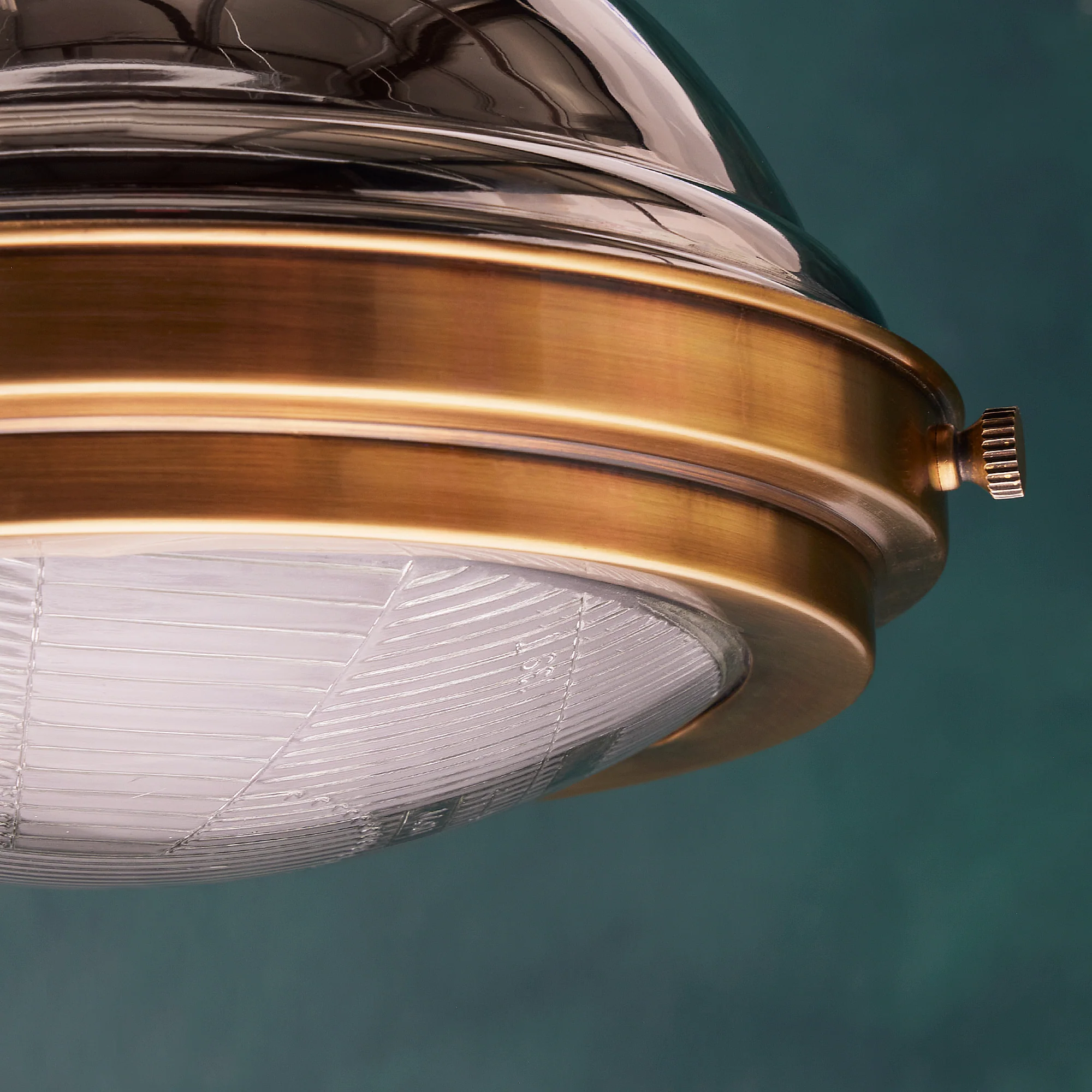 Alvis pendant in brass and chrome - Image 3
