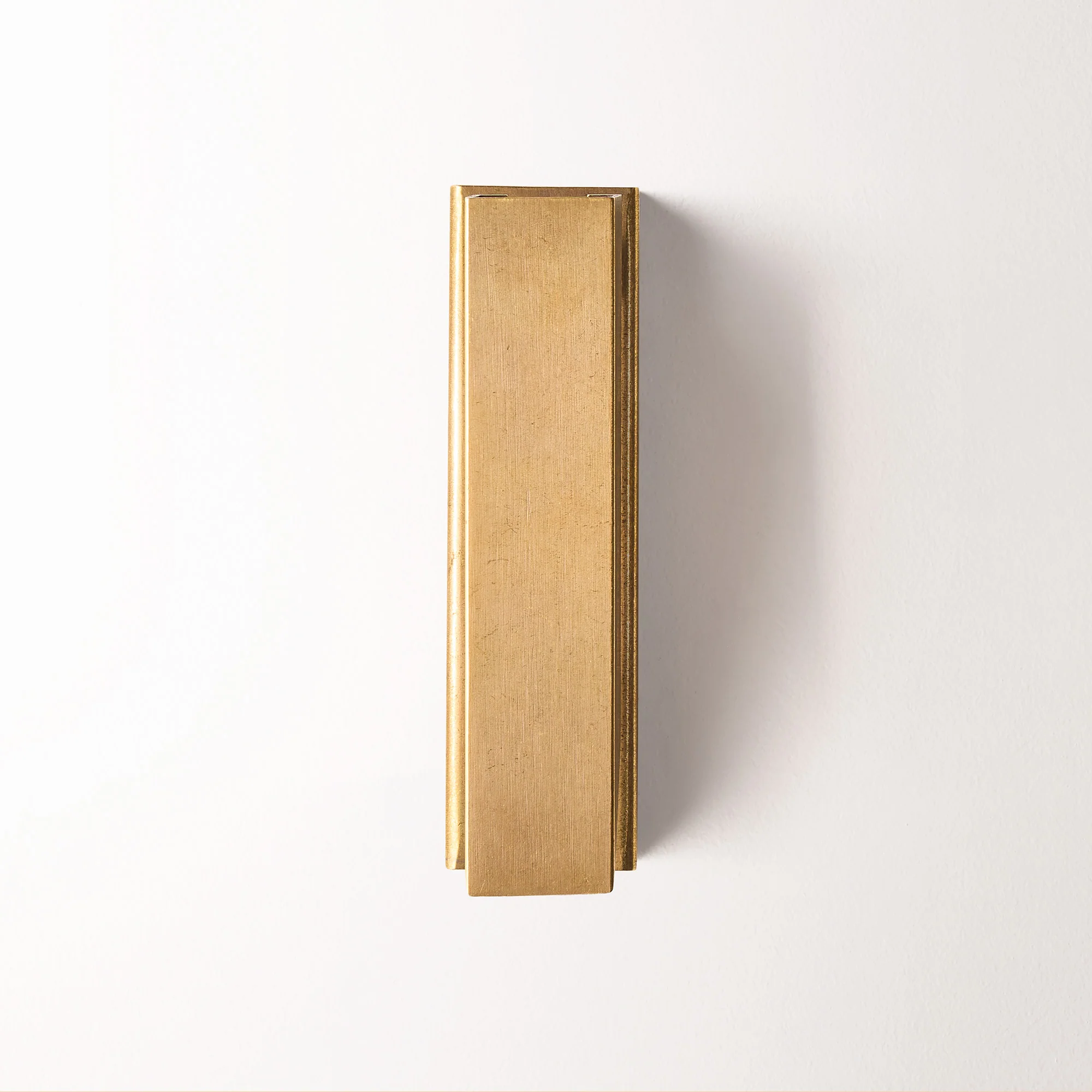 Andor IP54 adjustable wall light in brass - Image 5
