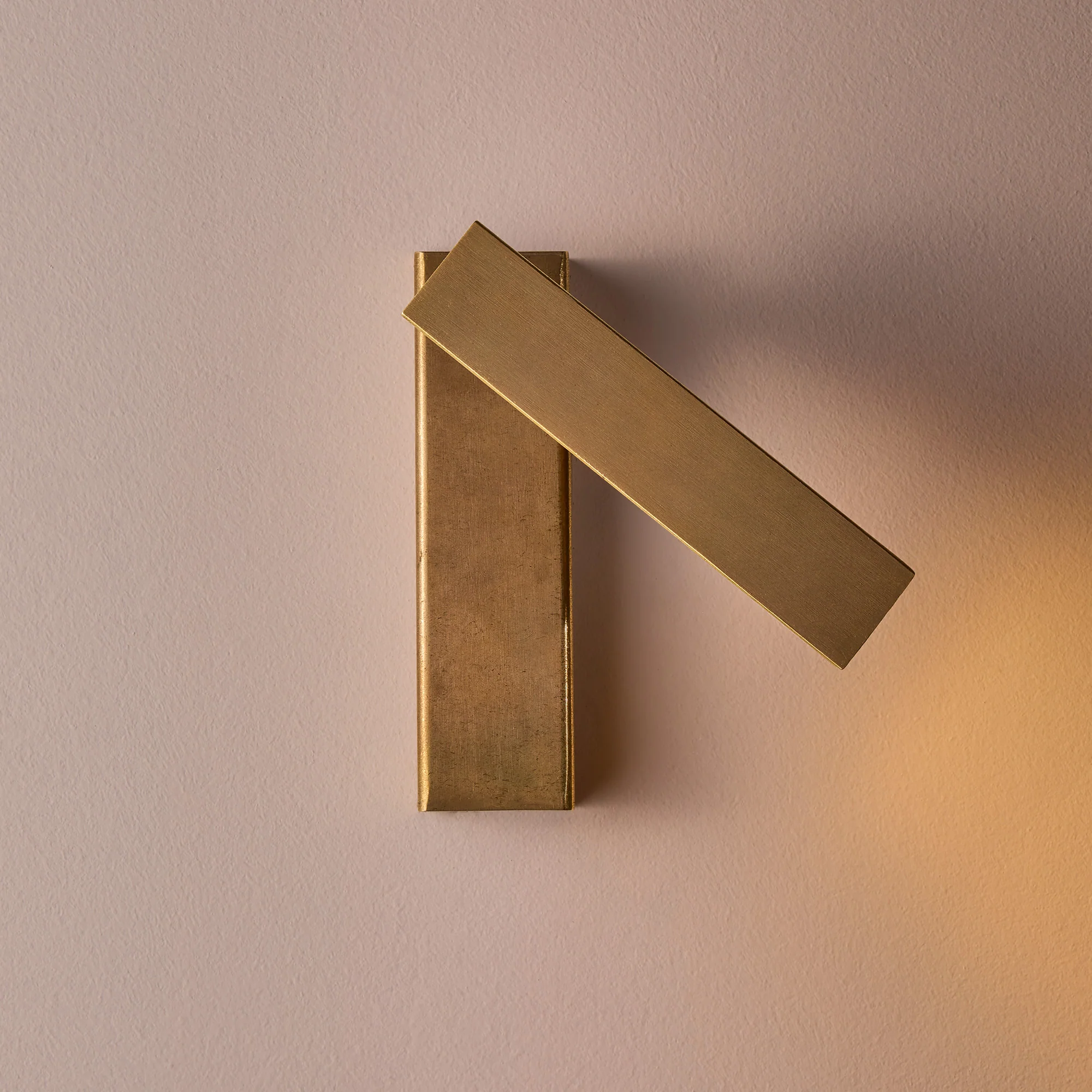 Andor IP54 adjustable wall light in brass - Image 9