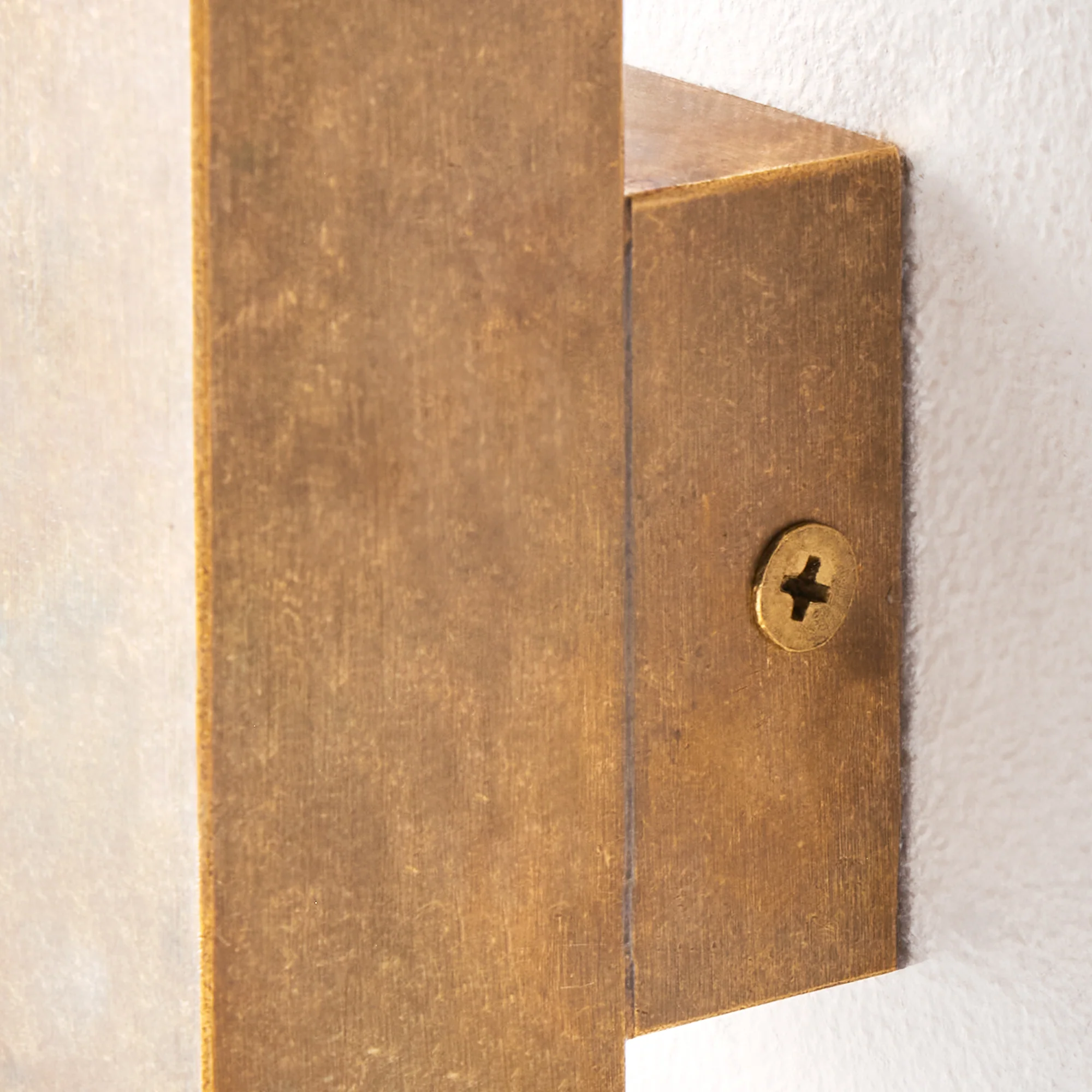 Andor IP54 uplighter in brass - Image 3