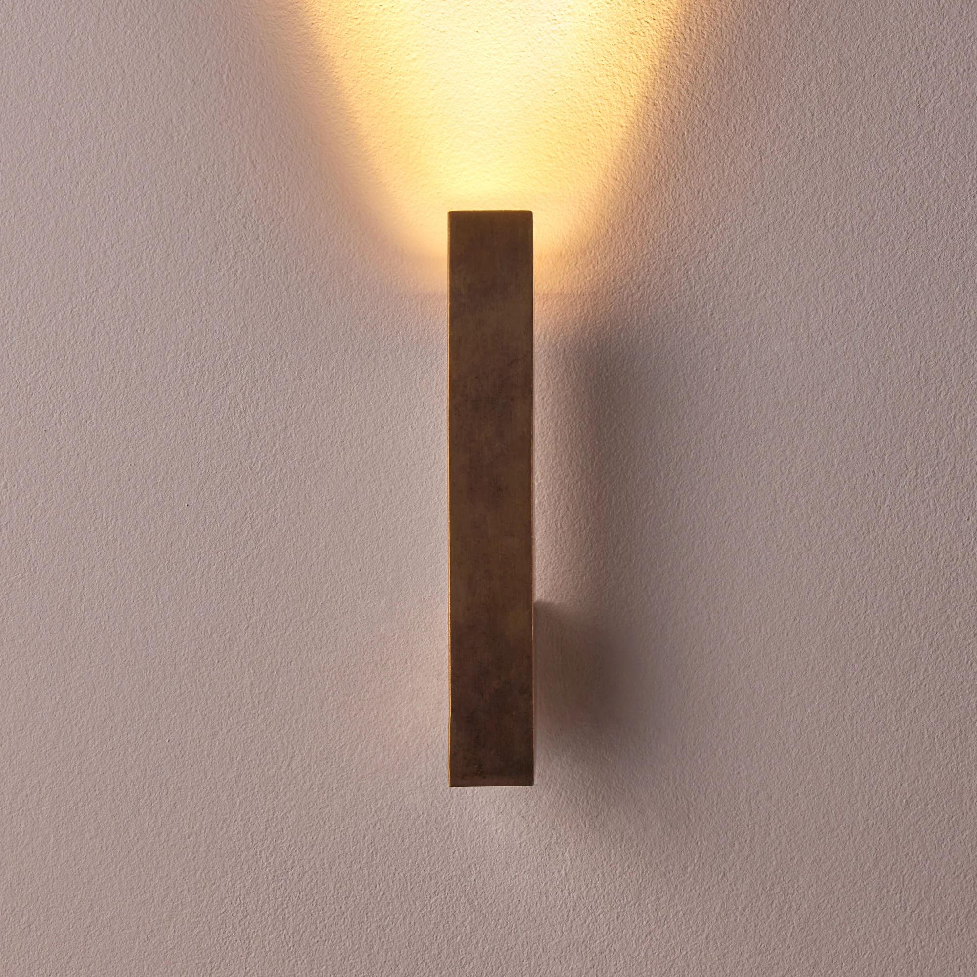Andor IP54 uplighter in brass - Image 7