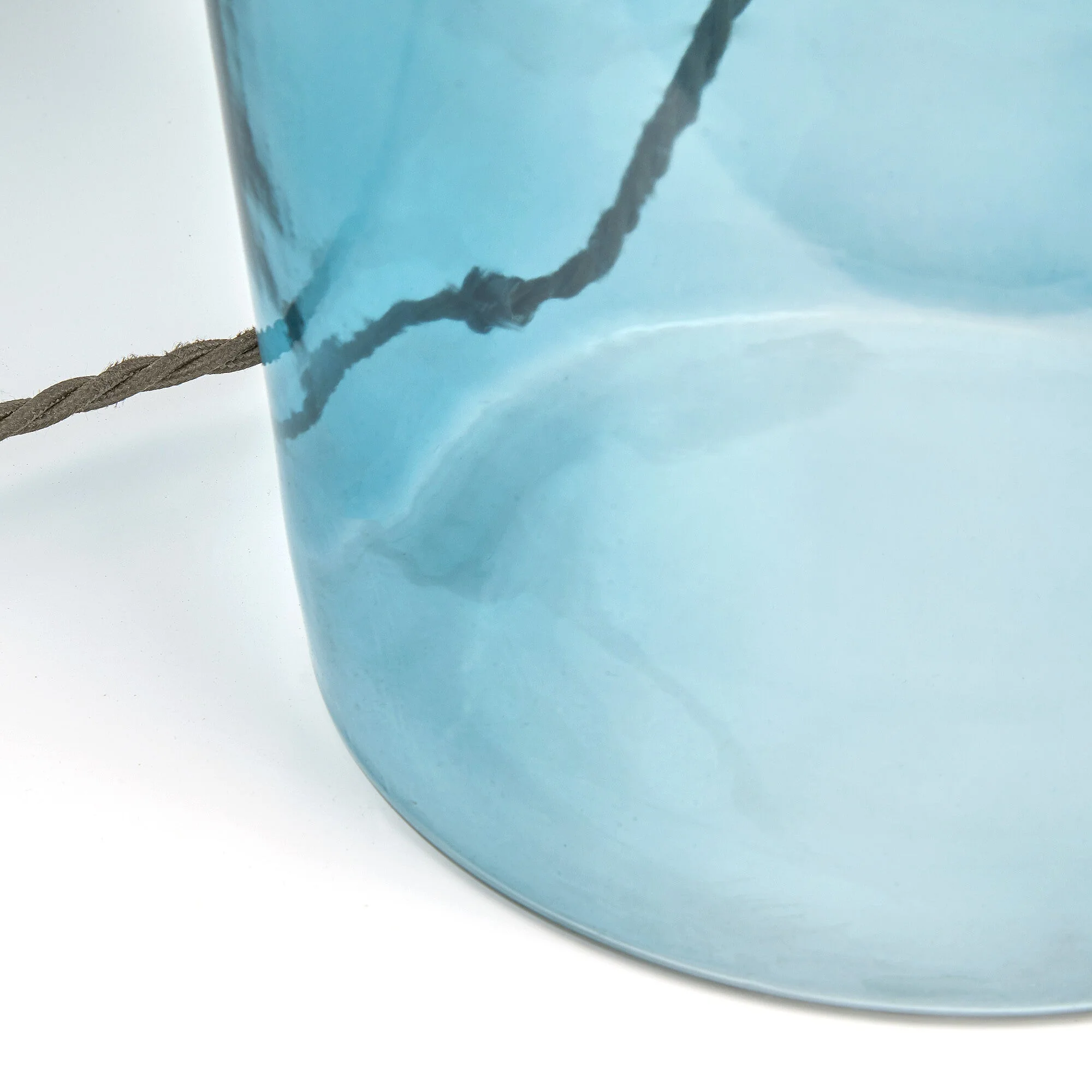 Arnie table lamp in blue glass - Image 7