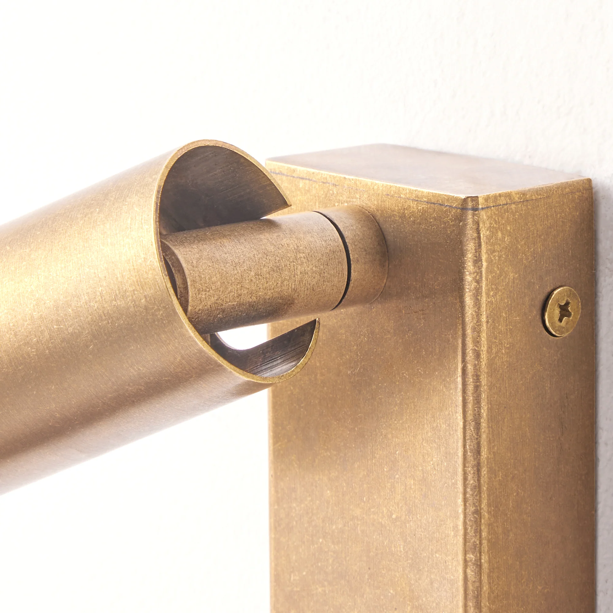 Austell IP54 spotlight in brass - Image 3