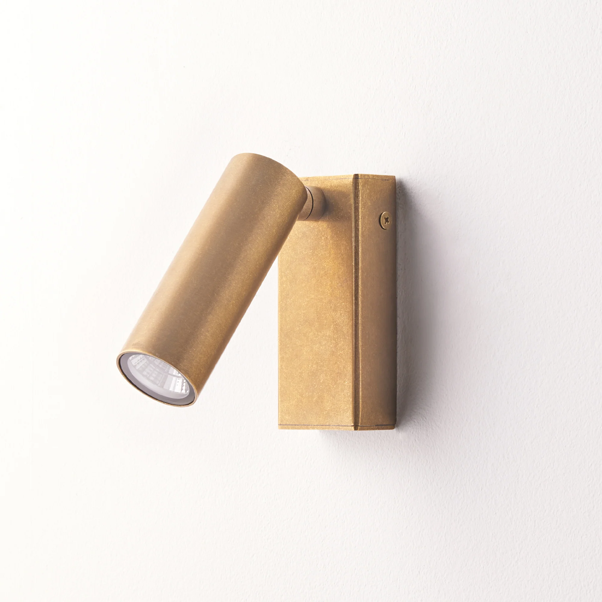 Austell IP54 spotlight in brass - Image 5