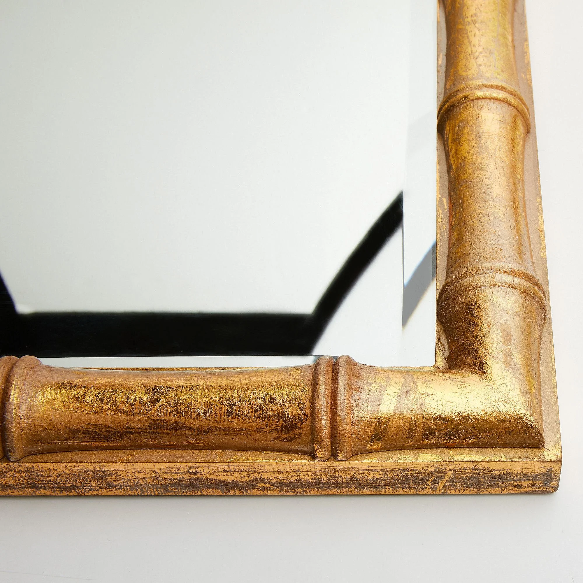 Baloo mirror in a gold finish - Image 4