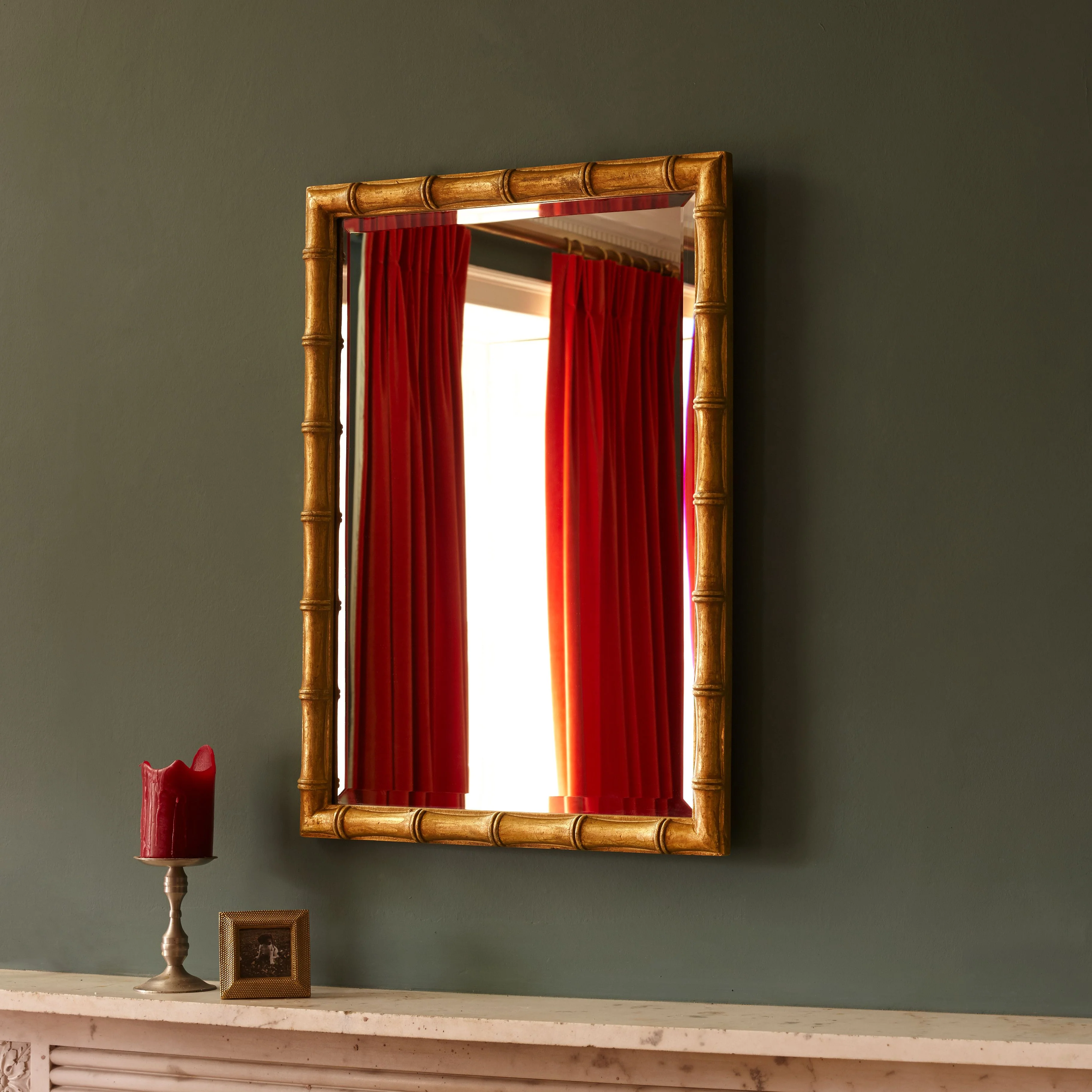 Baloo mirror in a gold finish - Image 5