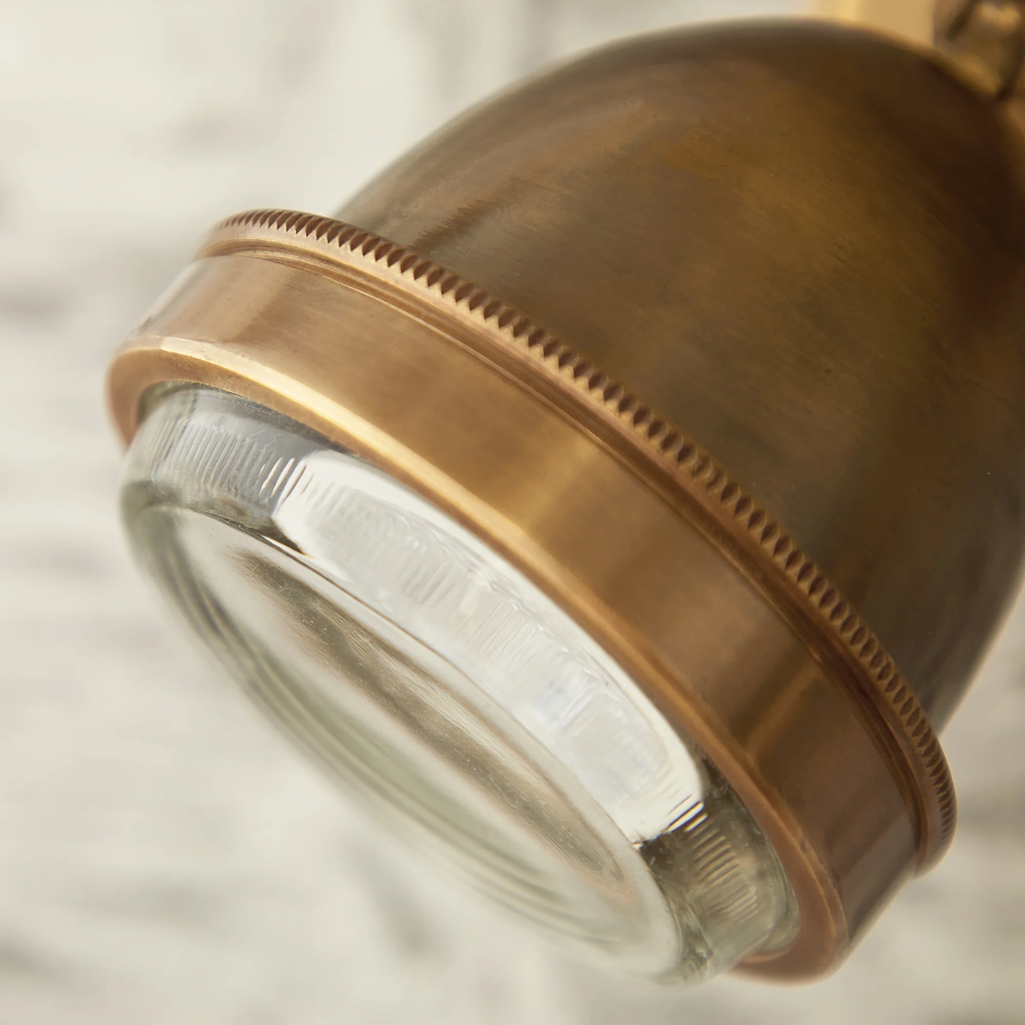 Beamish spotlight in antique brass - Image 3