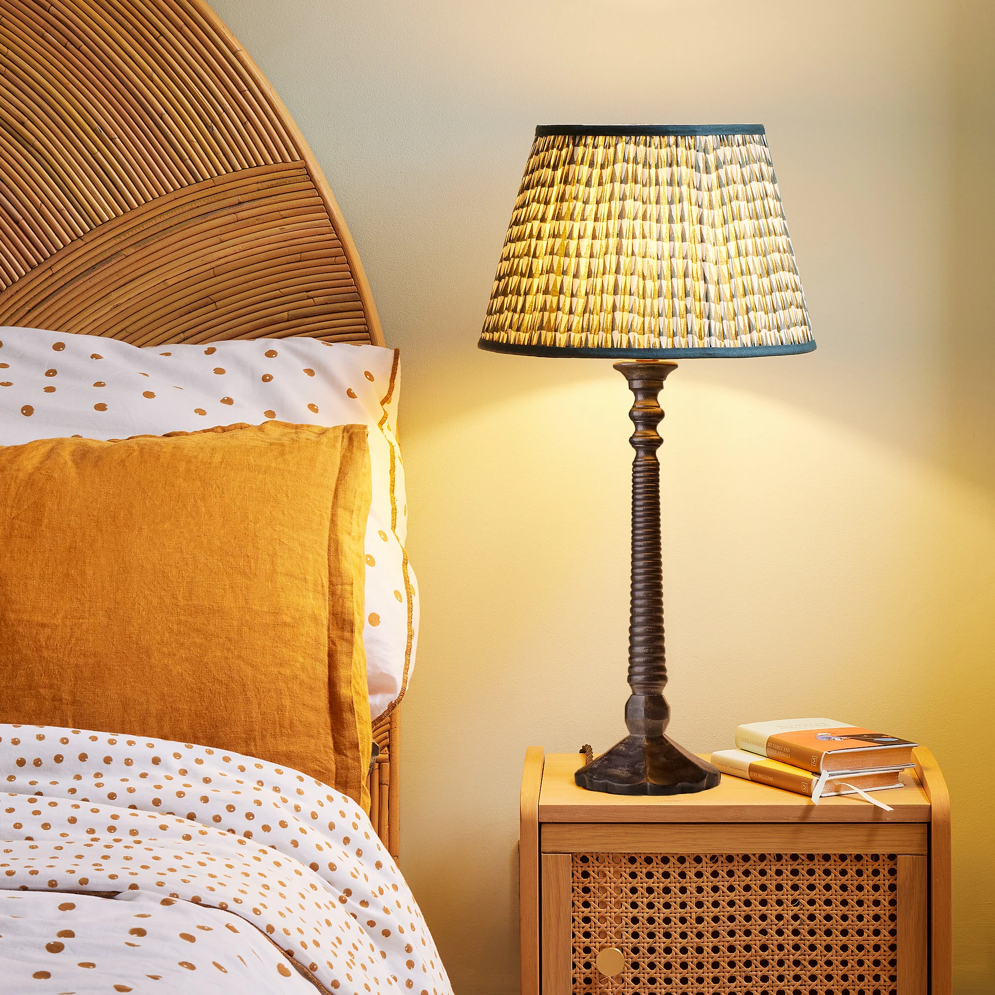 Boster table lamp in ebony - Image 7